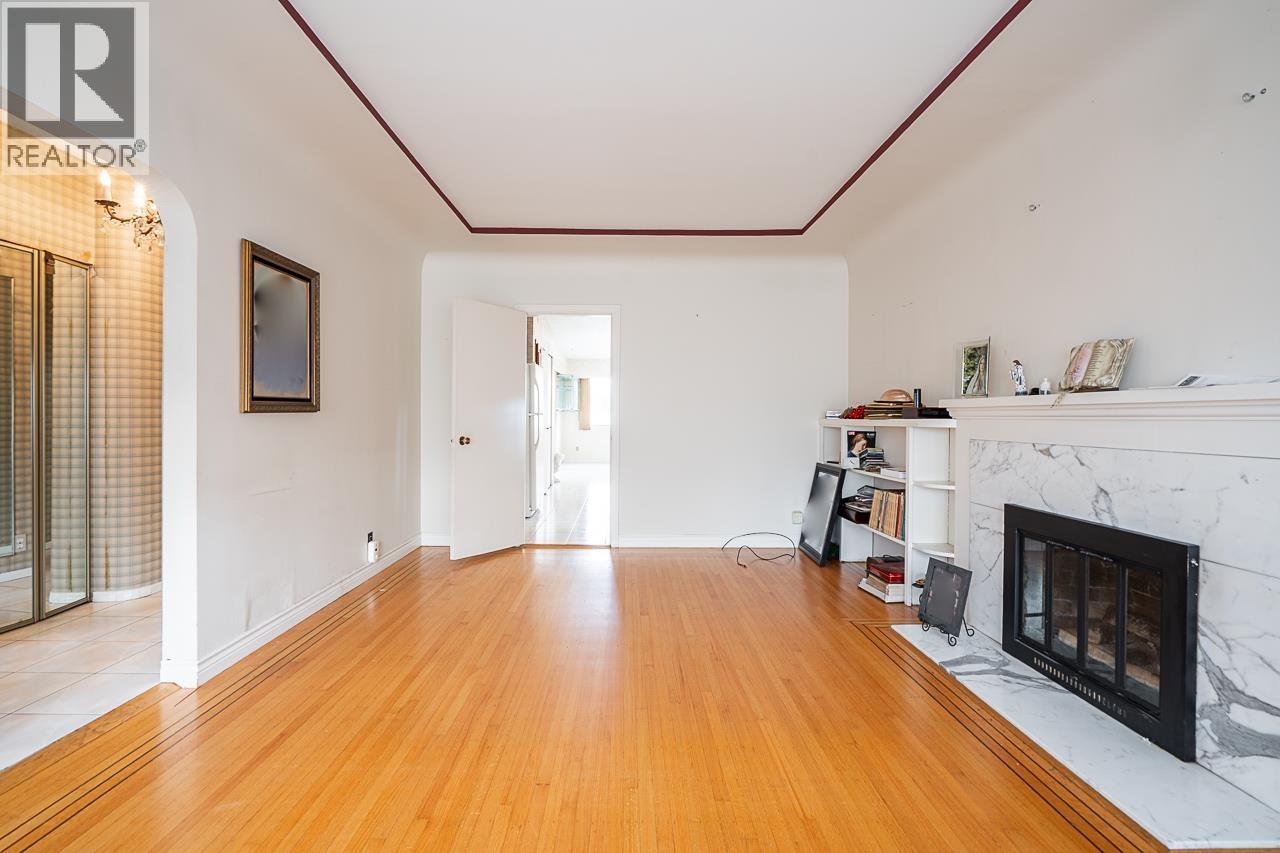 3205 E 3rd Avenue, Vancouver, British Columbia  V5M 1J4 - Photo 6 - R3069175