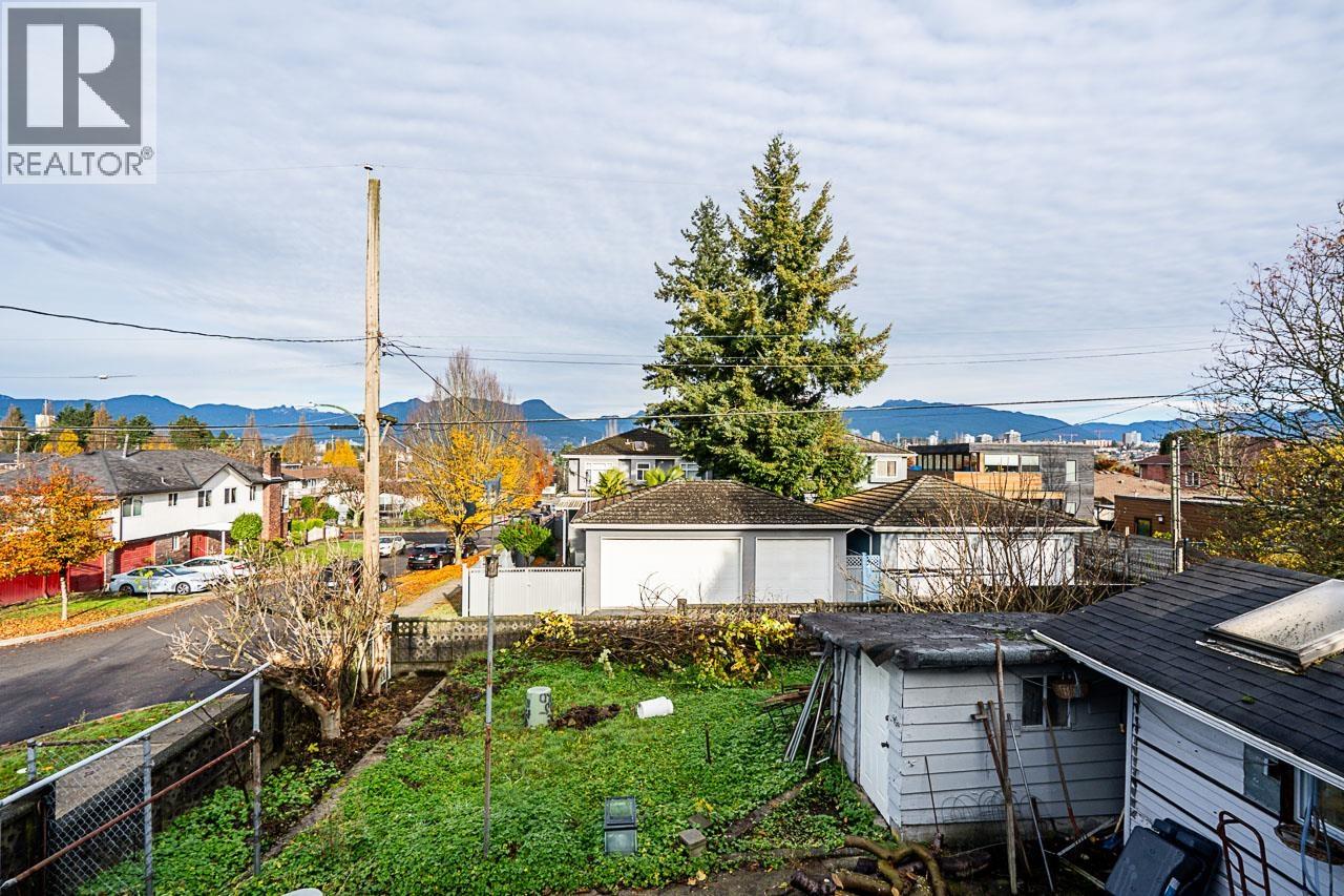 3205 E 3rd Avenue, Vancouver, British Columbia  V5M 1J4 - Photo 29 - R3069175