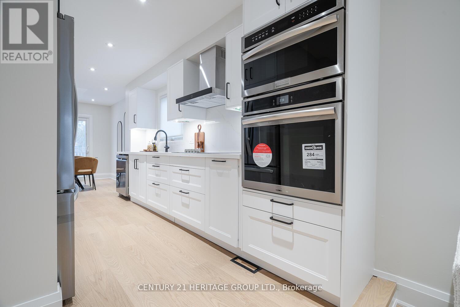 Main - 23 Merrylyn Drive, Richmond Hill, Ontario  L4C 5B1 - Photo 14 - N12571776