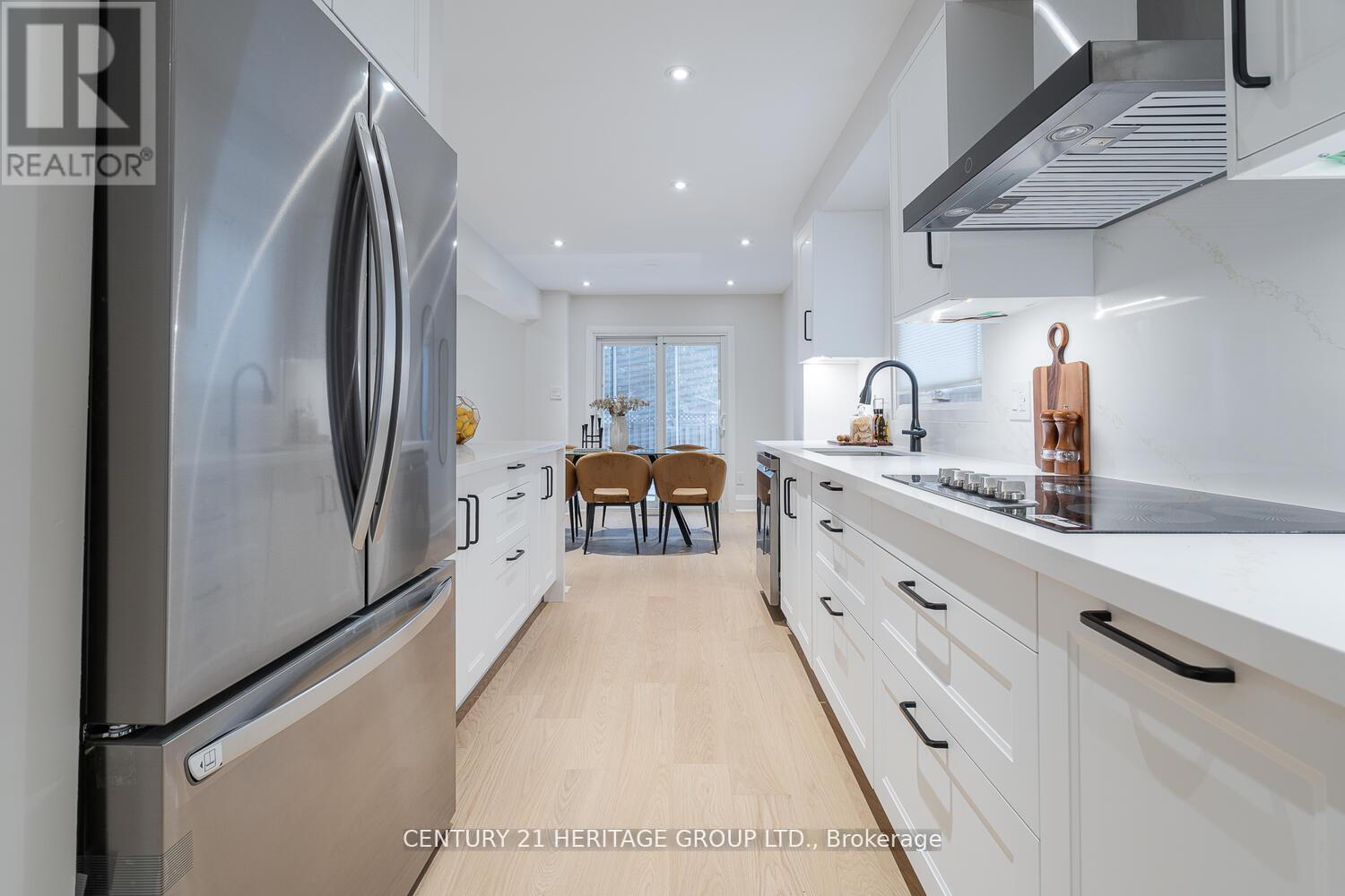 Main - 23 Merrylyn Drive, Richmond Hill, Ontario  L4C 5B1 - Photo 15 - N12571776