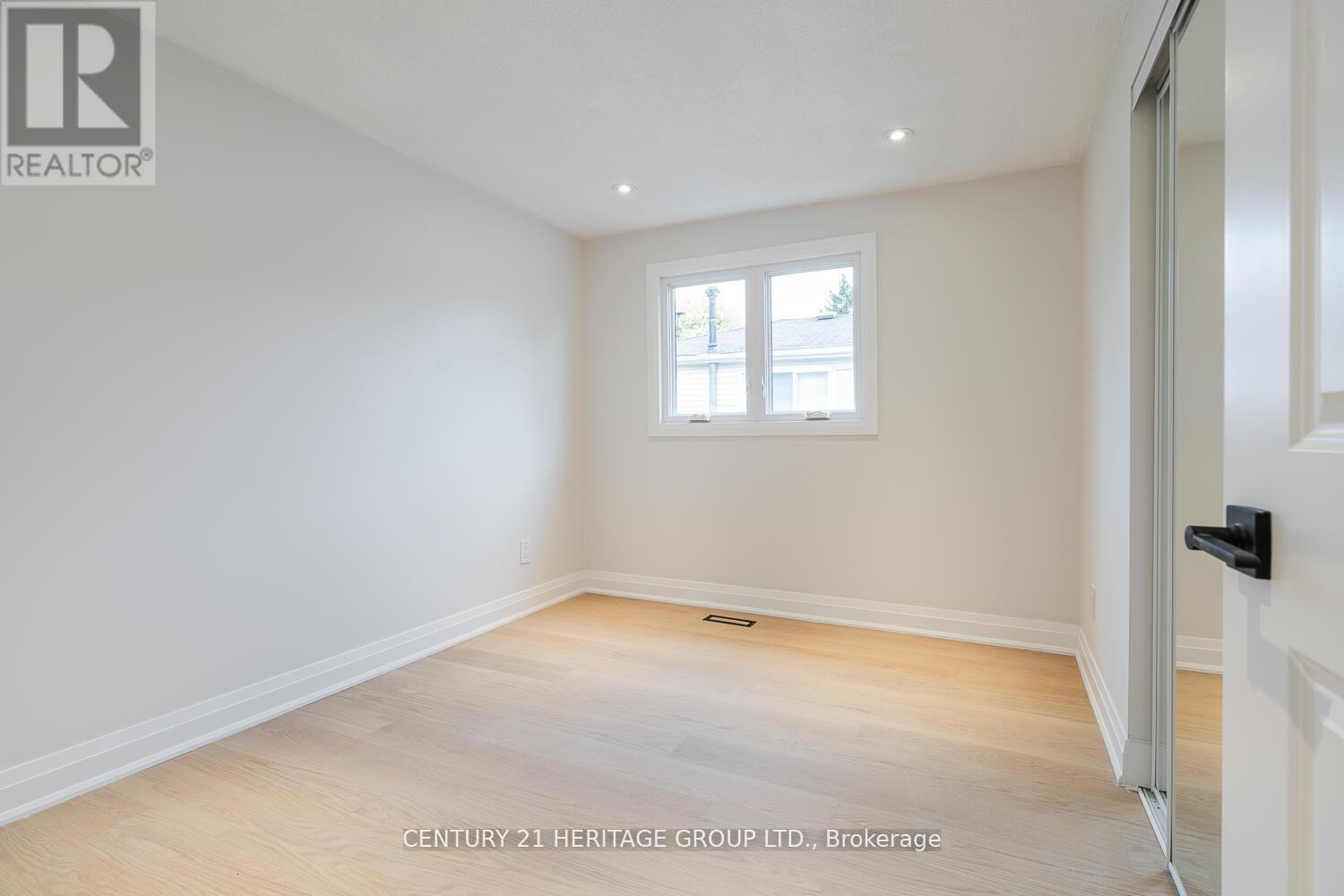 Main - 23 Merrylyn Drive, Richmond Hill, Ontario  L4C 5B1 - Photo 28 - N12571776