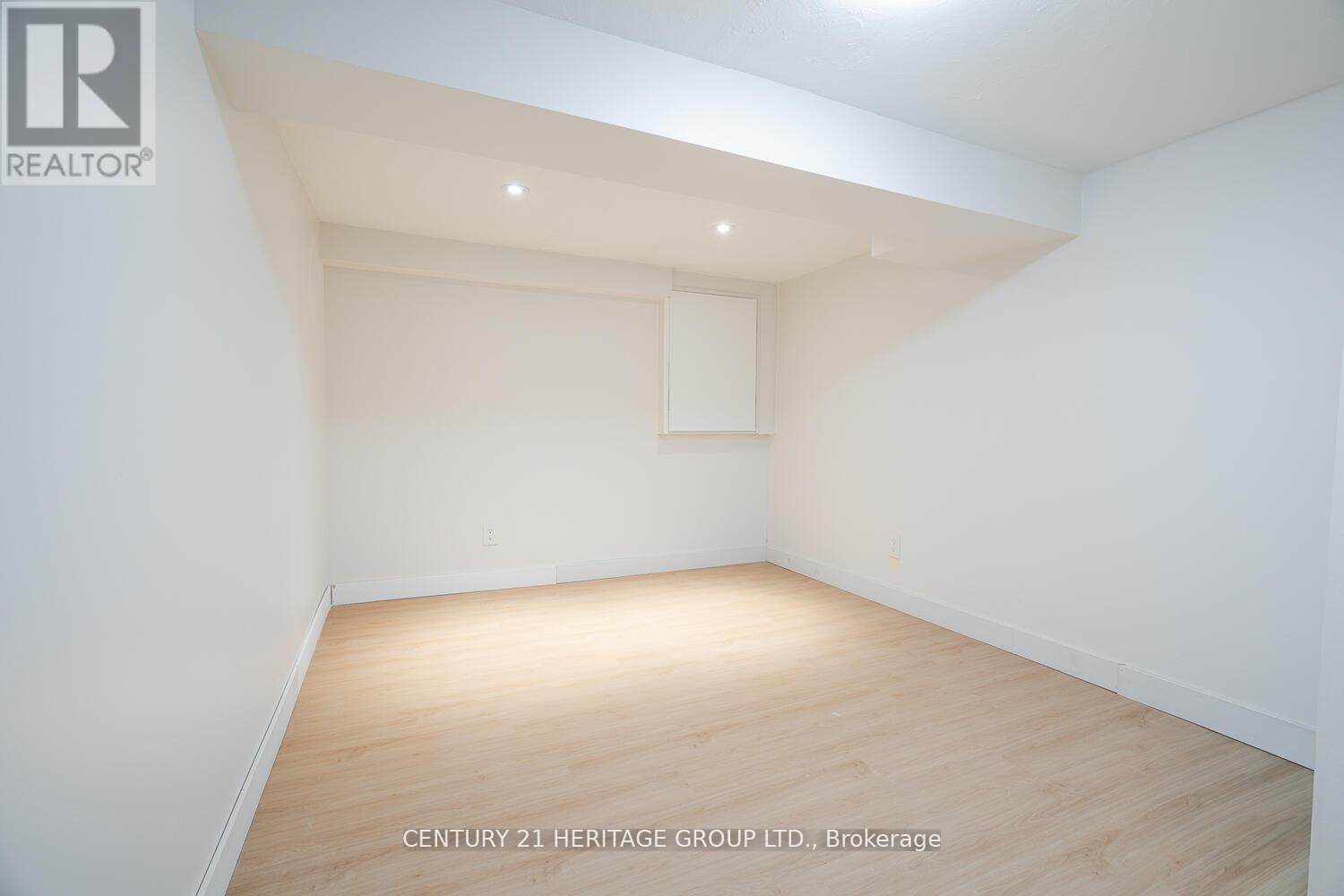 Main - 23 Merrylyn Drive, Richmond Hill, Ontario  L4C 5B1 - Photo 35 - N12571776