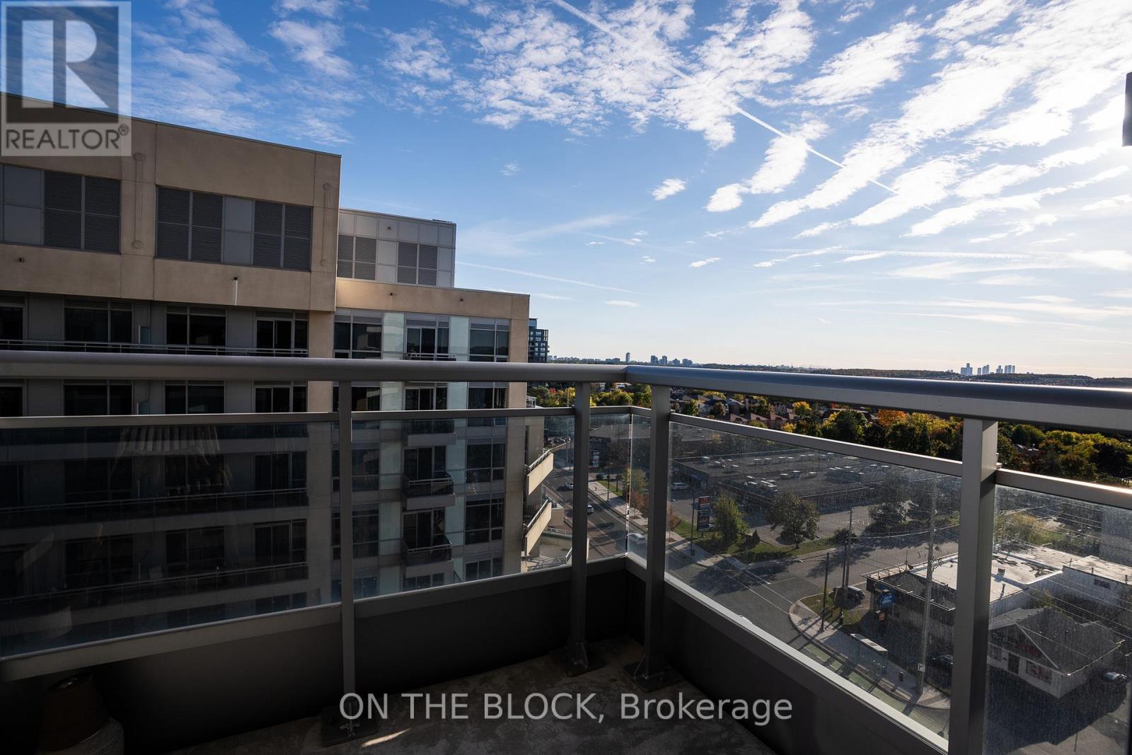 1111 - 9201 Yonge Street, Richmond Hill, Ontario  L4C 1H9 - Photo 19 - N12571798