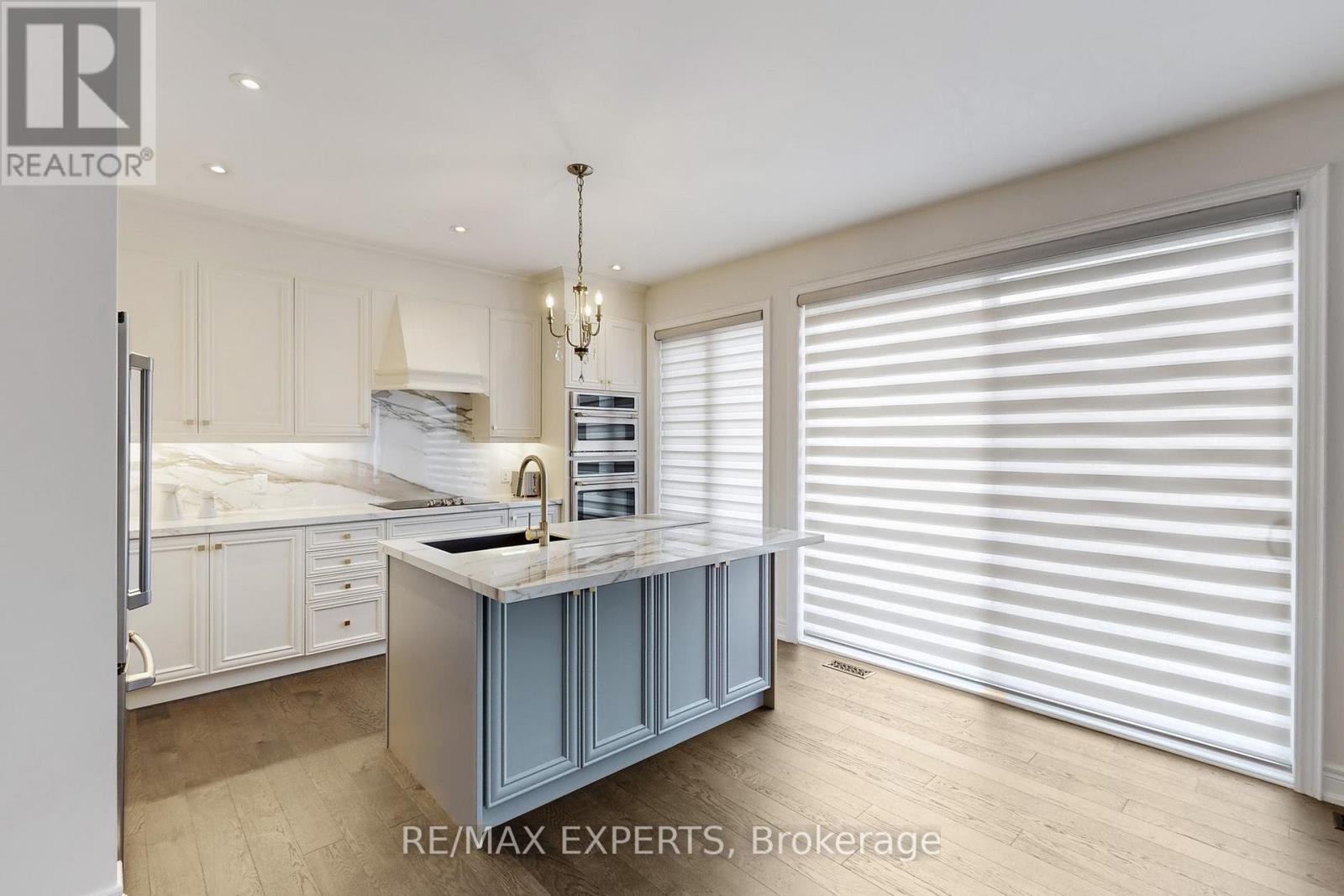 167 Frederick Pearson Street, East Gwillimbury, Ontario  L9N 0Y8 - Photo 10 - N12571830