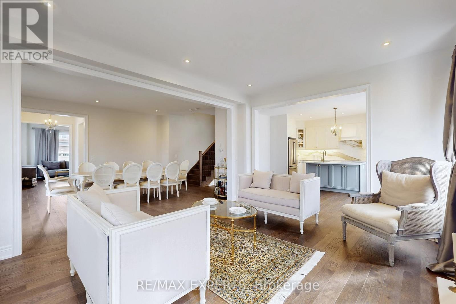 167 Frederick Pearson Street, East Gwillimbury, Ontario  L9N 0Y8 - Photo 6 - N12571830