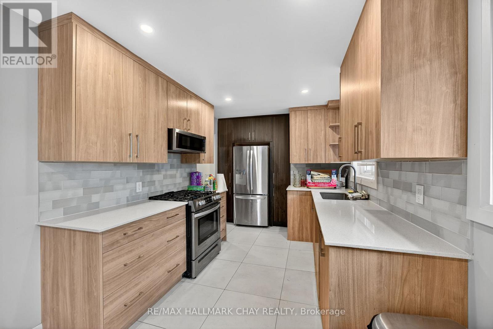 764 Botany Hill Crescent, Newmarket, Ontario  L3Y 3A8 - Photo 7 - N12571832