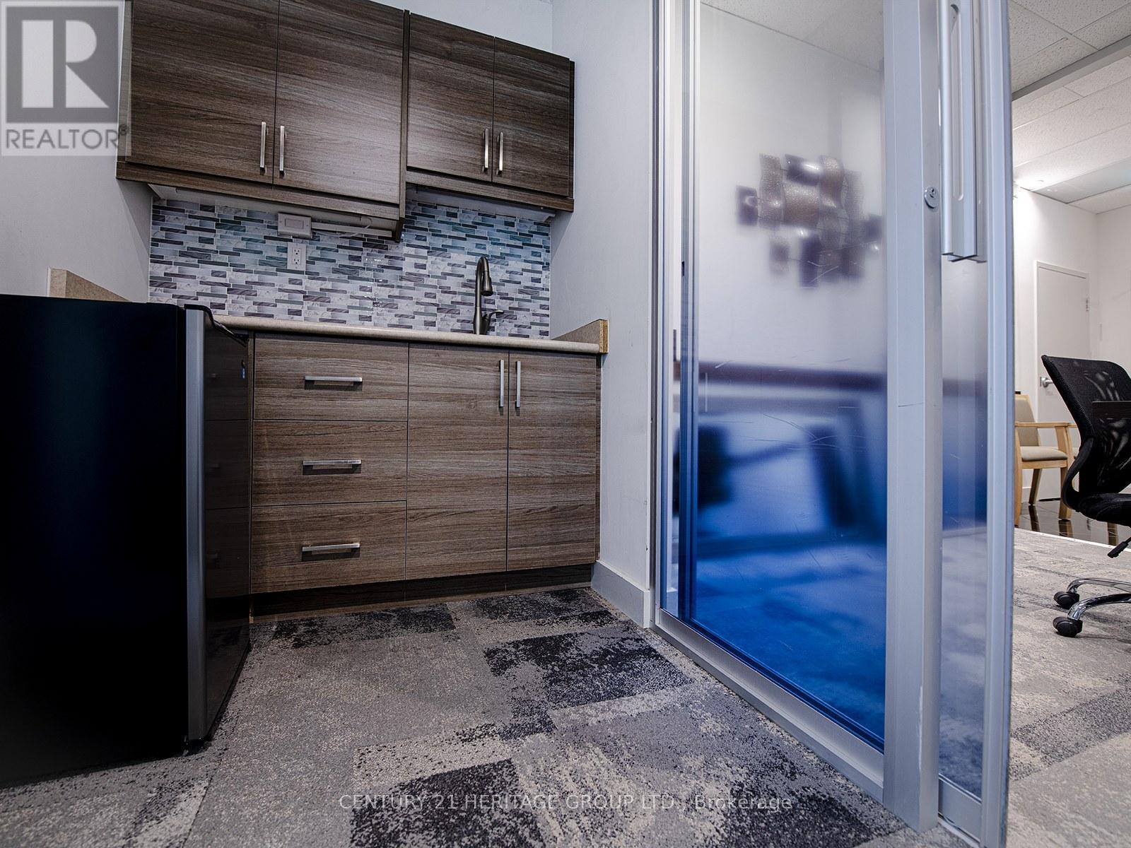 Ph5b - 330 Highway 7 E, Richmond Hill, Ontario  L4B 3P8 - Photo 5 - N12571842