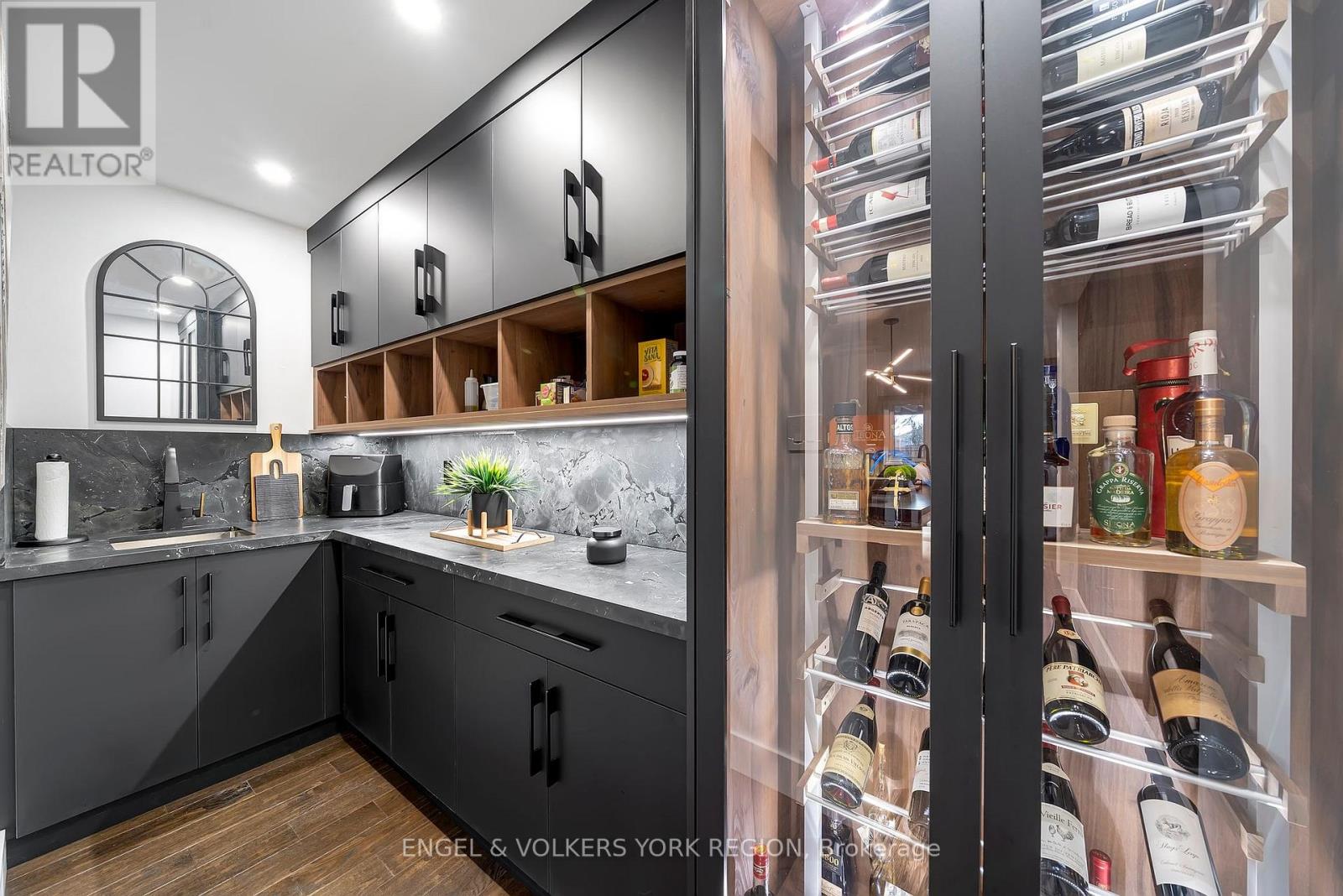 57 Burgosa Court, Vaughan, Ontario  L4L 5C8 - Photo 12 - N12571900