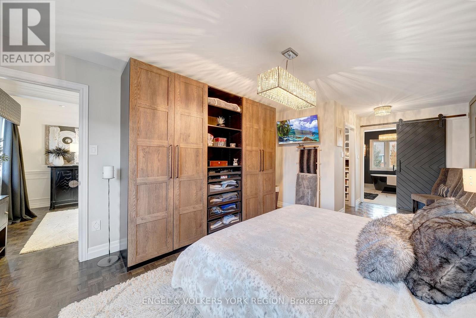 57 Burgosa Court, Vaughan, Ontario  L4L 5C8 - Photo 29 - N12571900