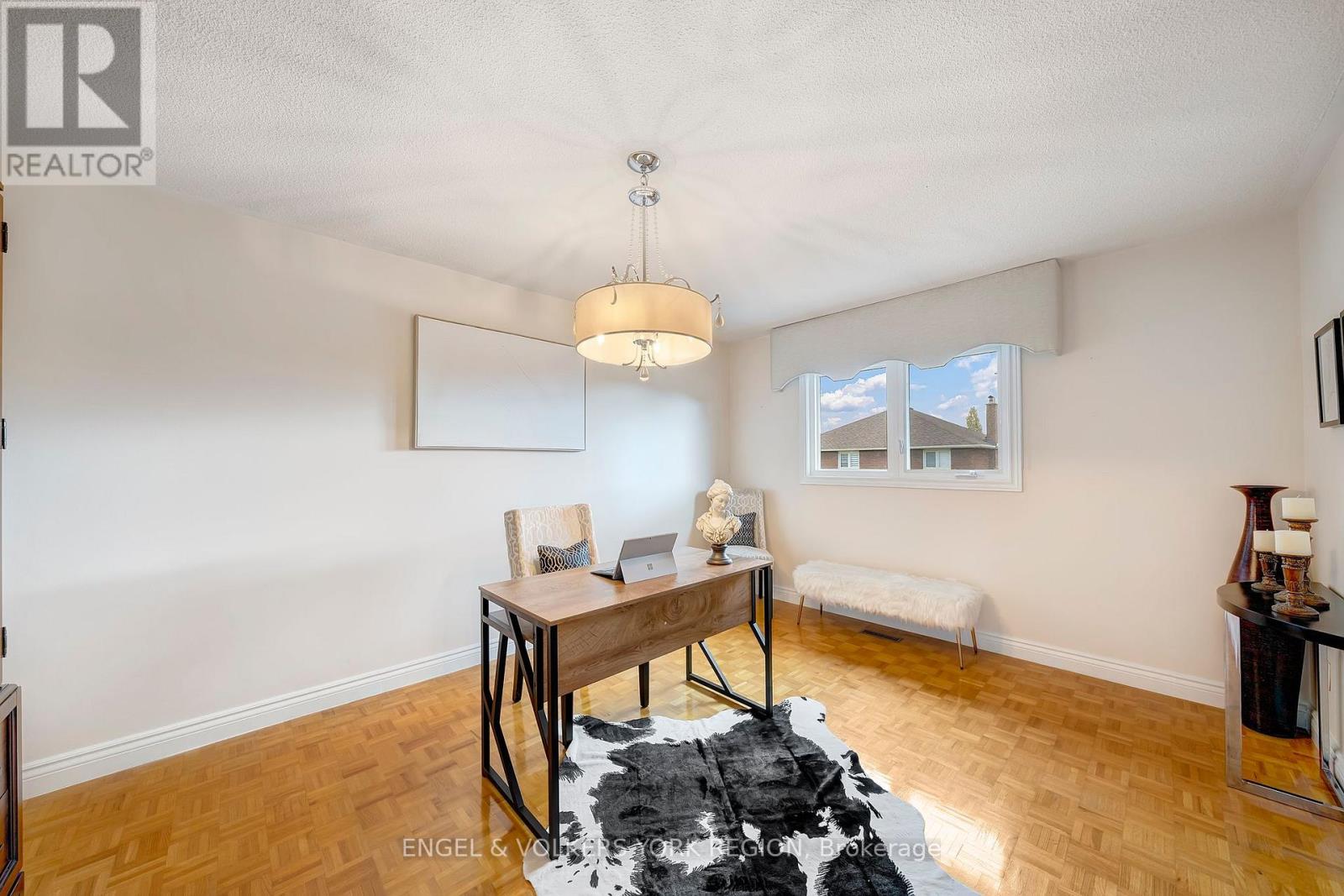 57 Burgosa Court, Vaughan, Ontario  L4L 5C8 - Photo 37 - N12571900