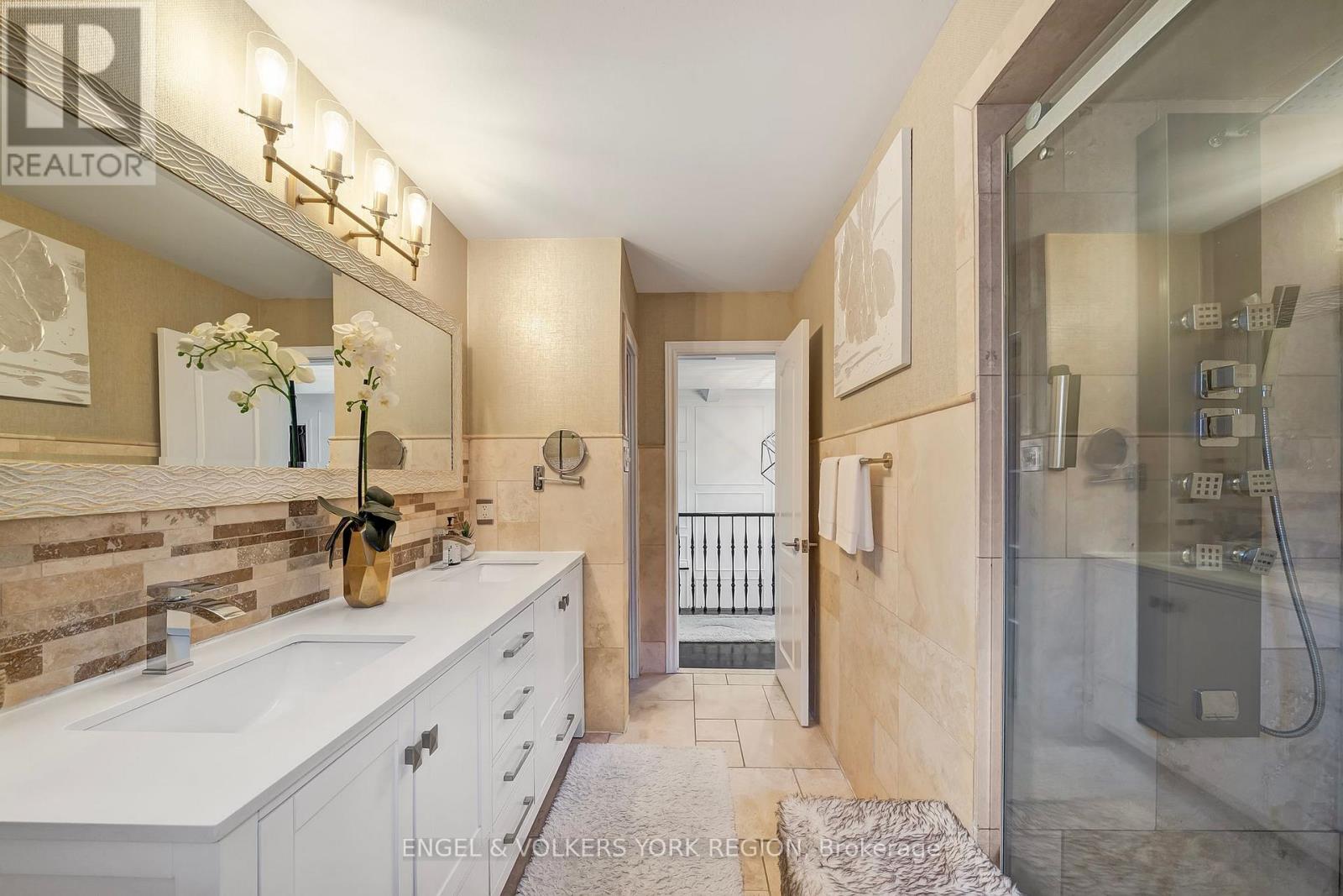 57 Burgosa Court, Vaughan, Ontario  L4L 5C8 - Photo 38 - N12571900