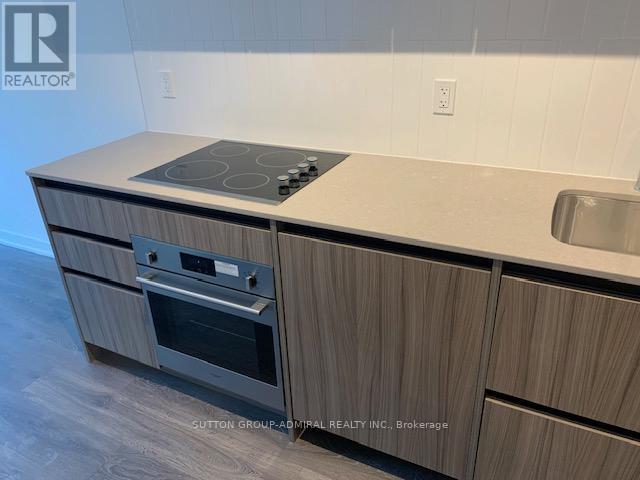 329 - 7950 Bathurst Street, Vaughan, Ontario  L4J 0L4 - Photo 3 - N12571902