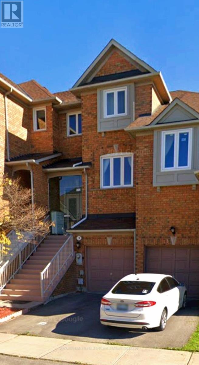 BSMT - 3 BAFFINE COURT, Richmond Hill, Ontario