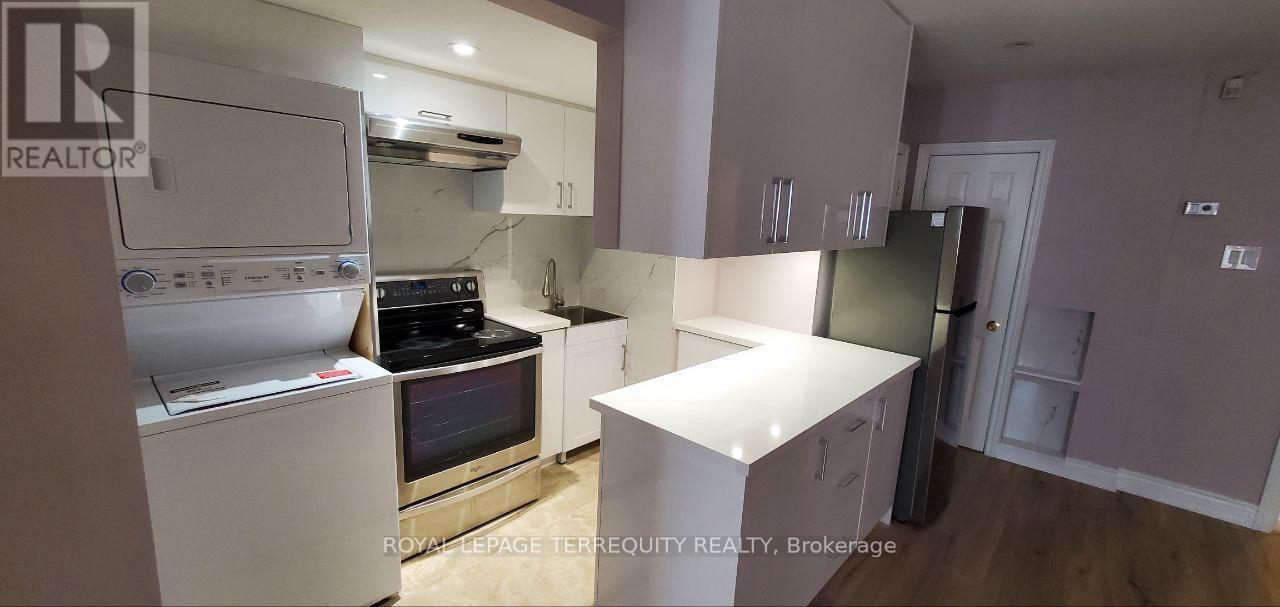 Bsmt - 3 Baffine Court, Richmond Hill, Ontario  L4B 4J6 - Photo 6 - N12571950