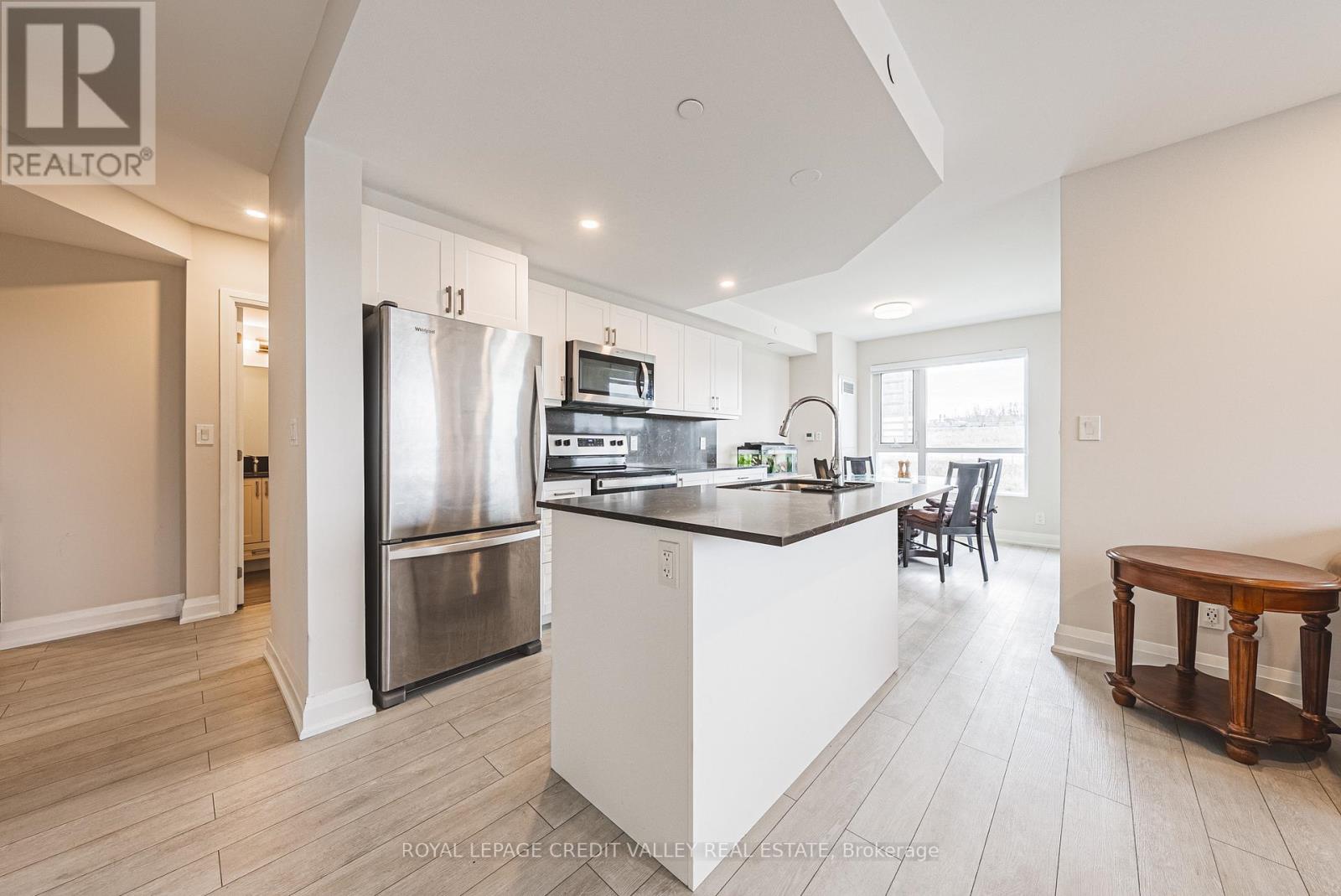 317 - 58 Lakeside Terrace, Barrie, Ontario  L4M 0L5 - Photo 10 - S12571752