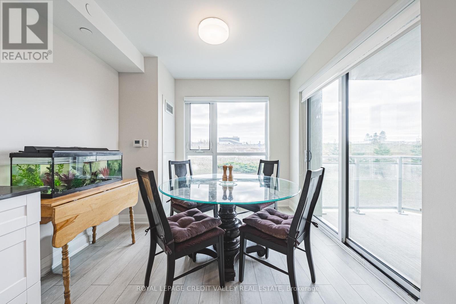 317 - 58 Lakeside Terrace, Barrie, Ontario  L4M 0L5 - Photo 13 - S12571752