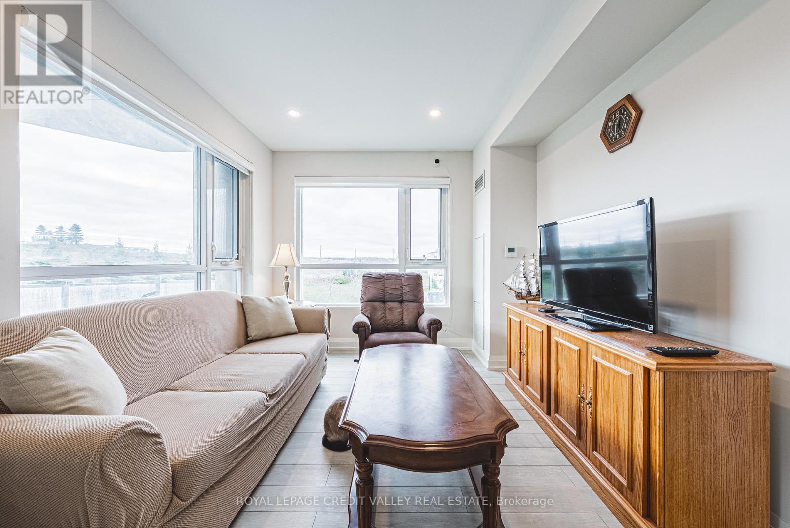 317 - 58 Lakeside Terrace, Barrie, Ontario  L4M 0L5 - Photo 16 - S12571752