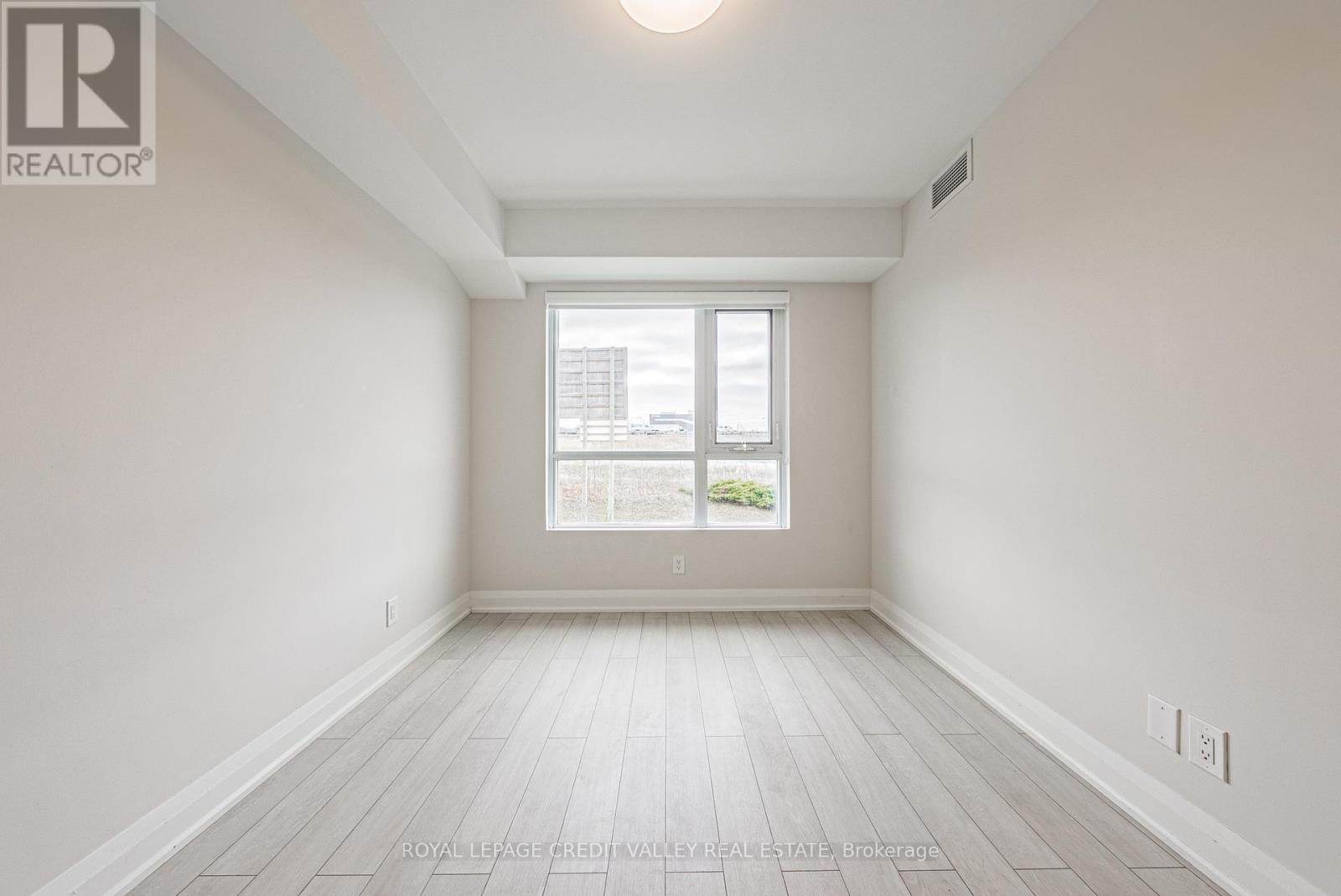 317 - 58 Lakeside Terrace, Barrie, Ontario  L4M 0L5 - Photo 25 - S12571752