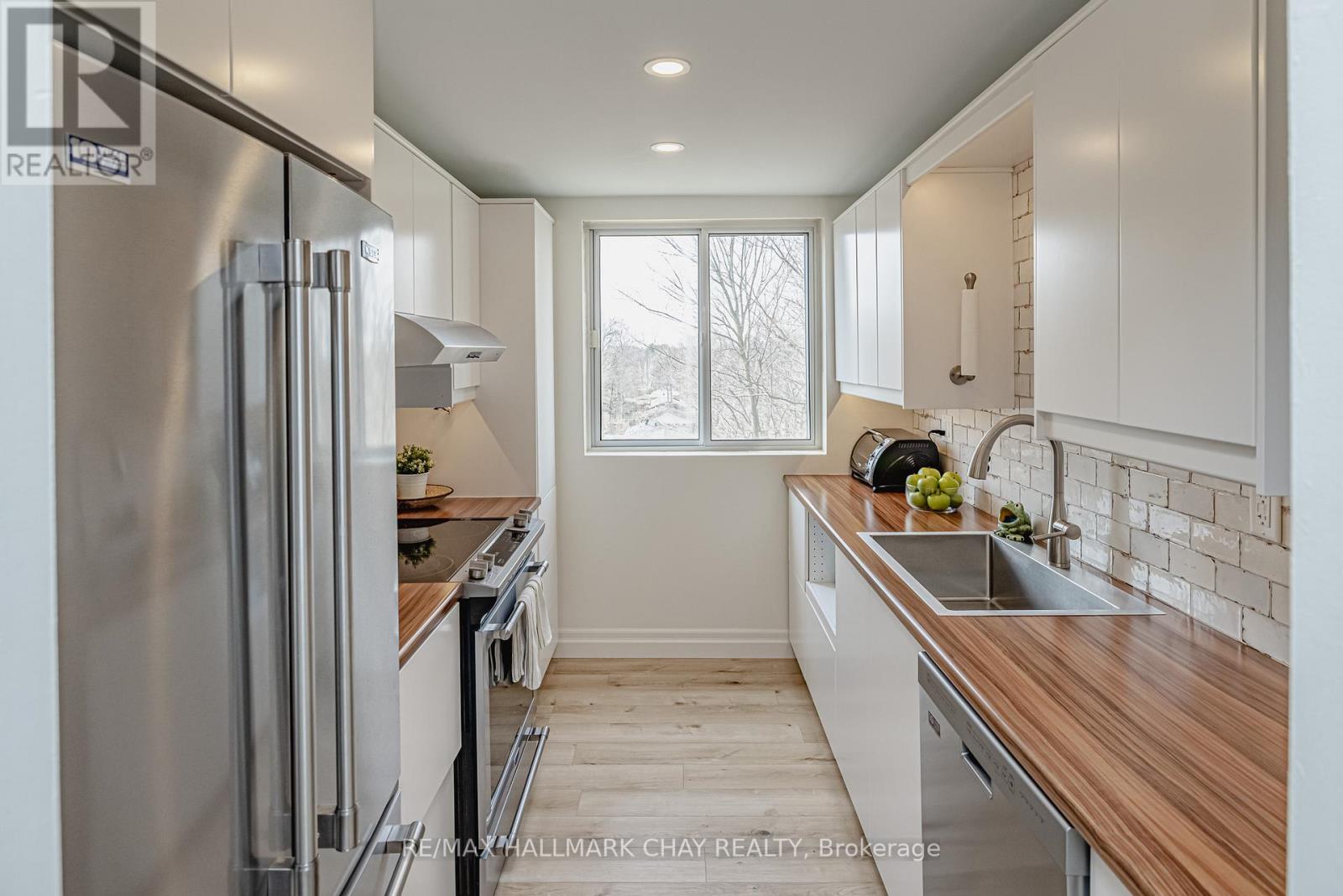 706 - 414 Blake Street, Barrie, Ontario  L4M 5J7 - Photo 16 - S12571896