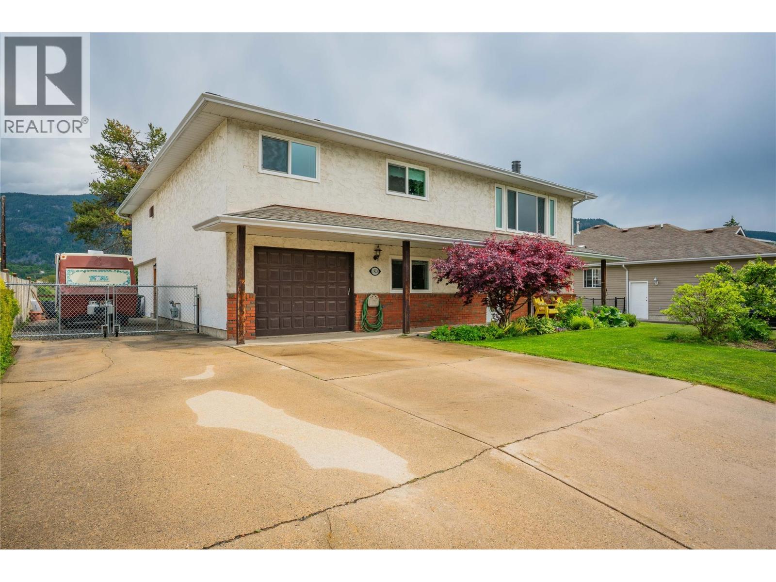 1923 Riverside Crescent, Castlegar, British Columbia