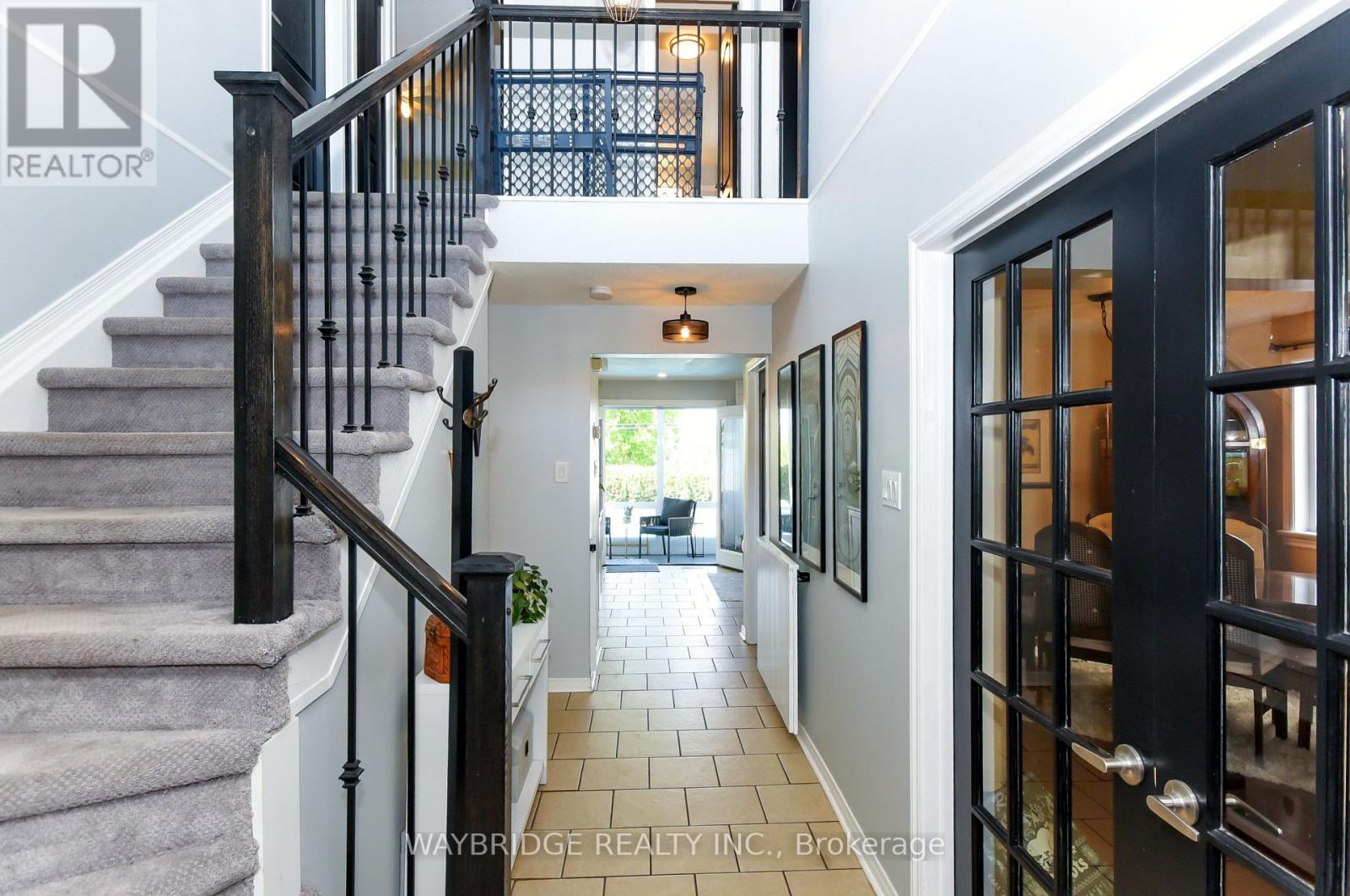 27 Chatham Gardens, Ottawa, Ontario  K2J 3M2 - Photo 4 - X12417140