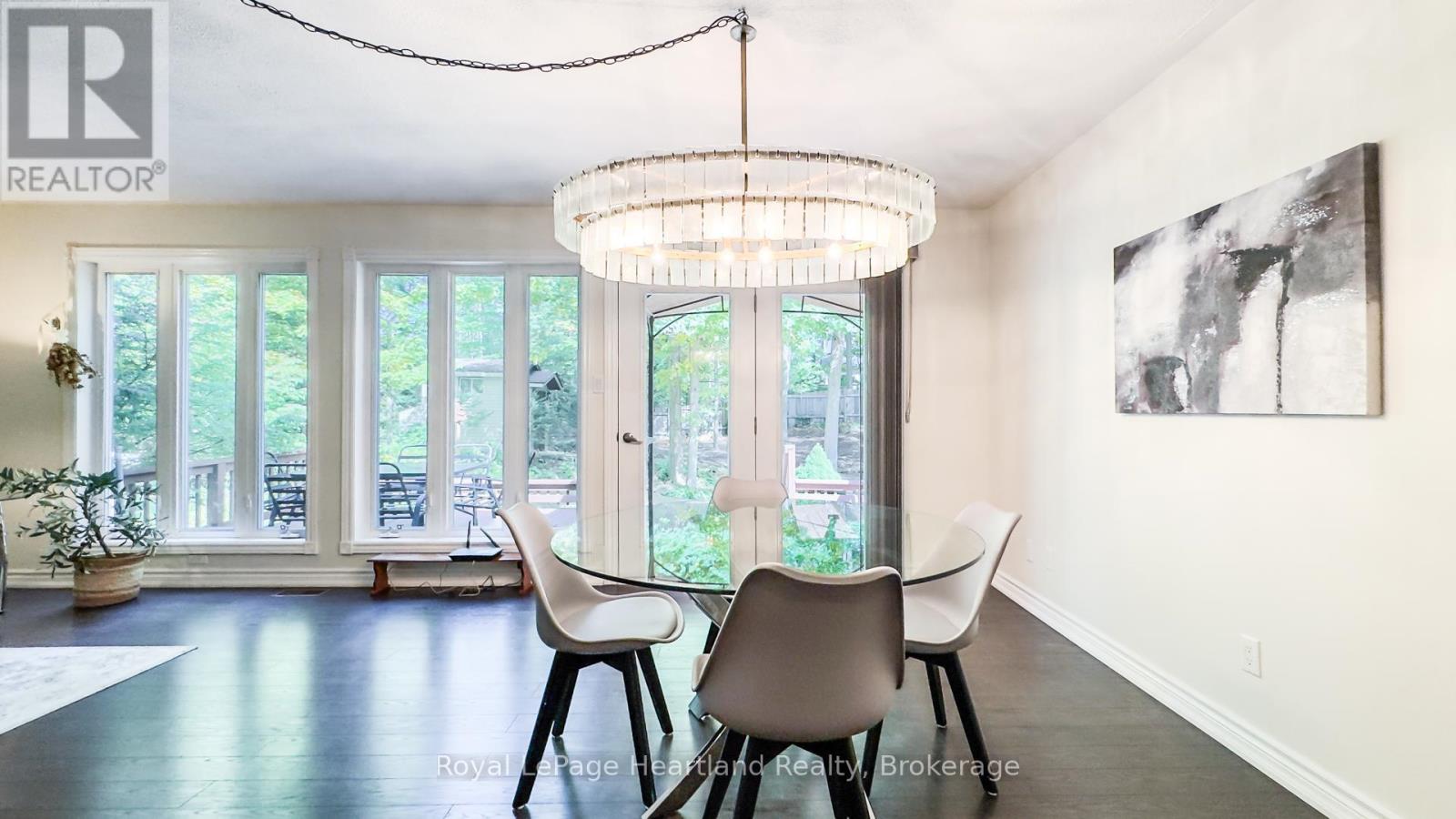 216 Shadywood Crescent, Huron-Kinloss, Ontario  N2Z 2X3 - Photo 11 - X12571982