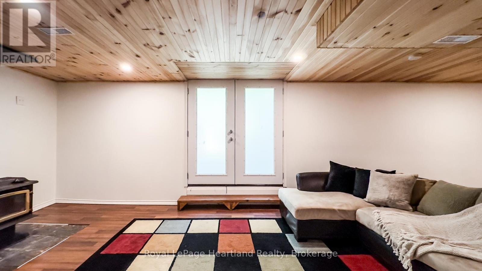 216 Shadywood Crescent, Huron-Kinloss, Ontario  N2Z 2X3 - Photo 33 - X12571982