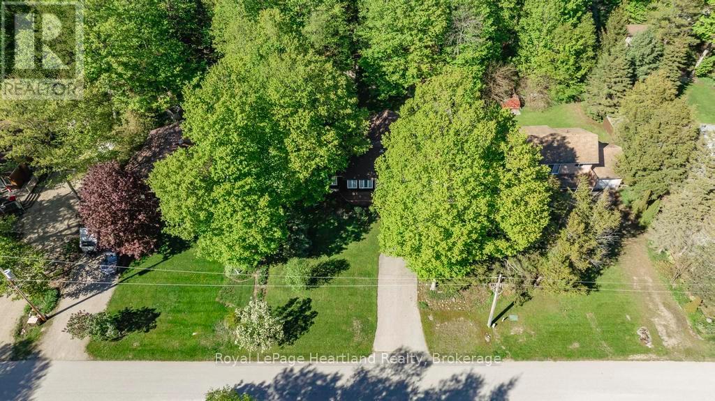 216 Shadywood Crescent, Huron-Kinloss, Ontario  N2Z 2X3 - Photo 49 - X12571982