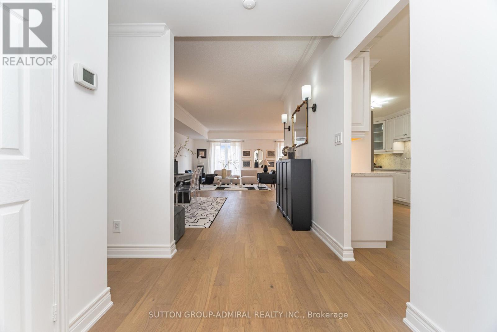 304 - 30 Anglesey Boulevard, Toronto, Ontario  M9A 3B5 - Photo 10 - W12571742