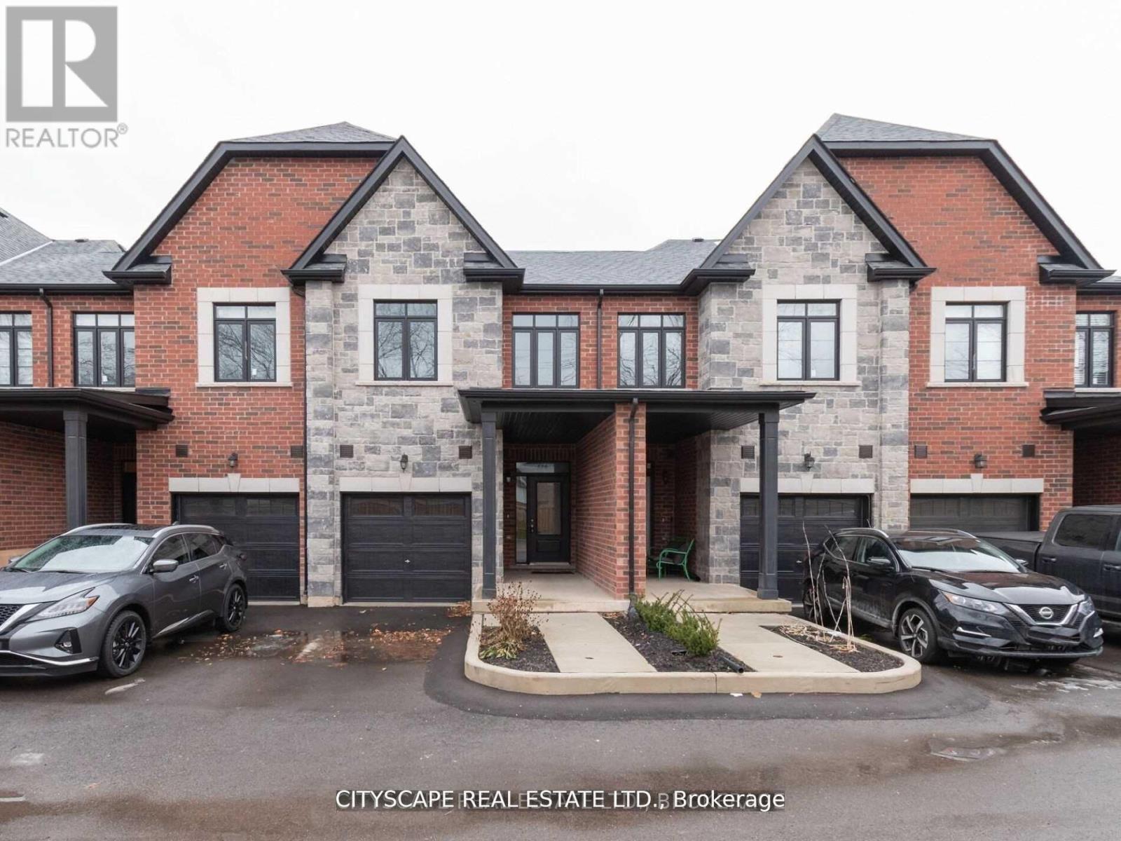 579 Wedgewood Drive, Burlington, Ontario  L7L 0J9 - Photo 37 - W12571764