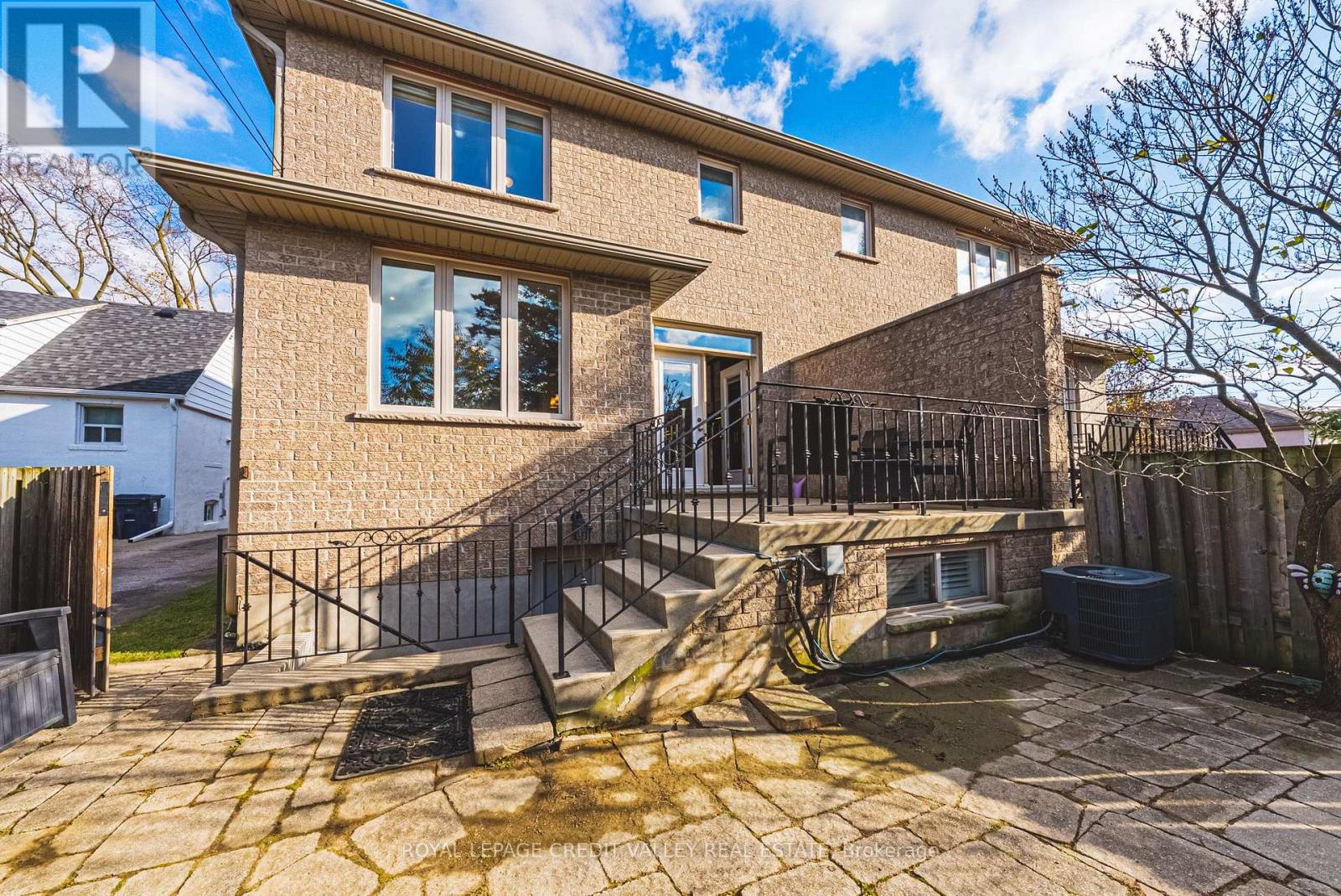 36 Lunness Road, Toronto, Ontario  M8W 4M4 - Photo 44 - W12571788