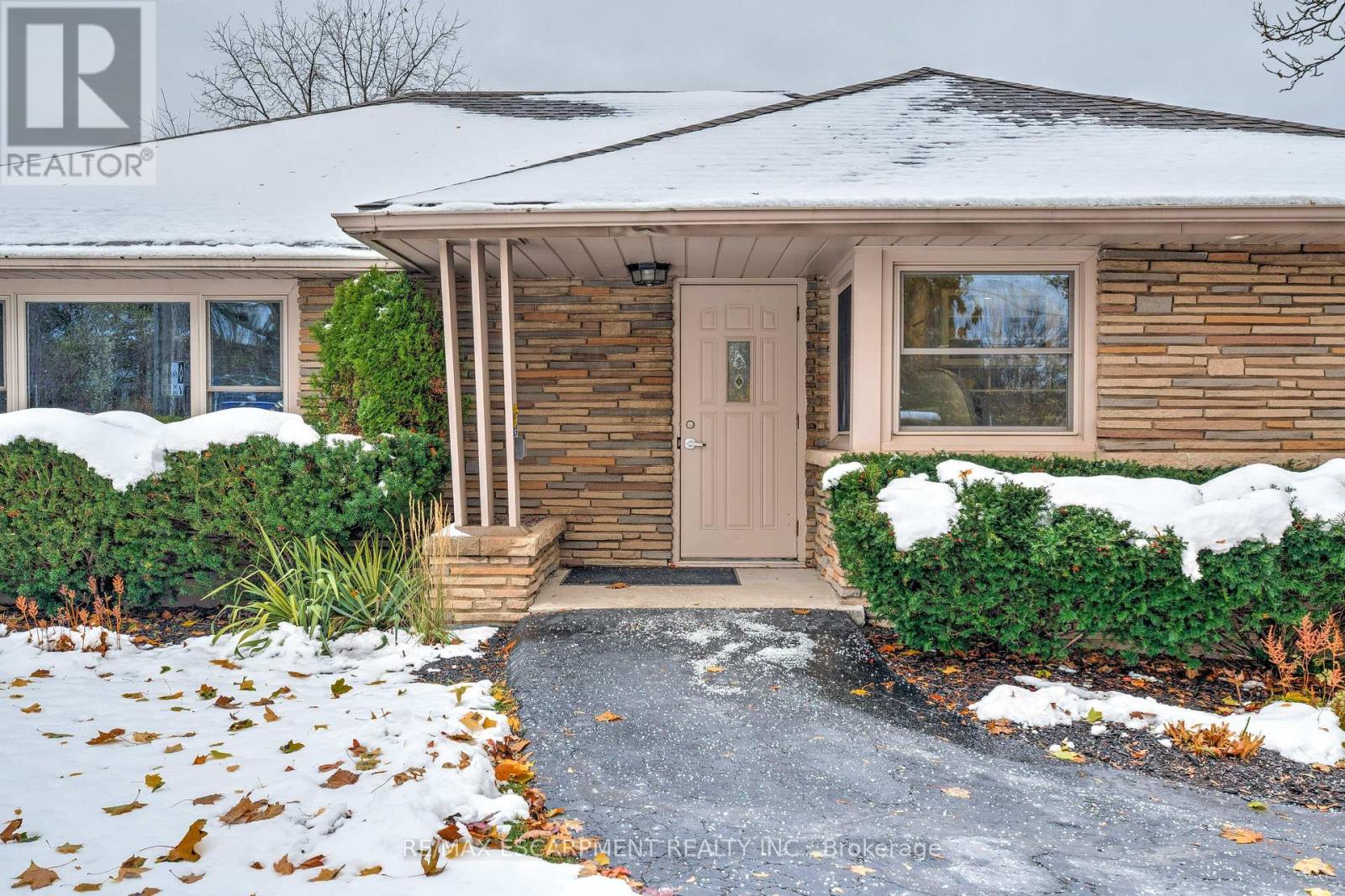 2409 Walker's Line, Burlington, Ontario  L7M 4K1 - Photo 11 - W12571806