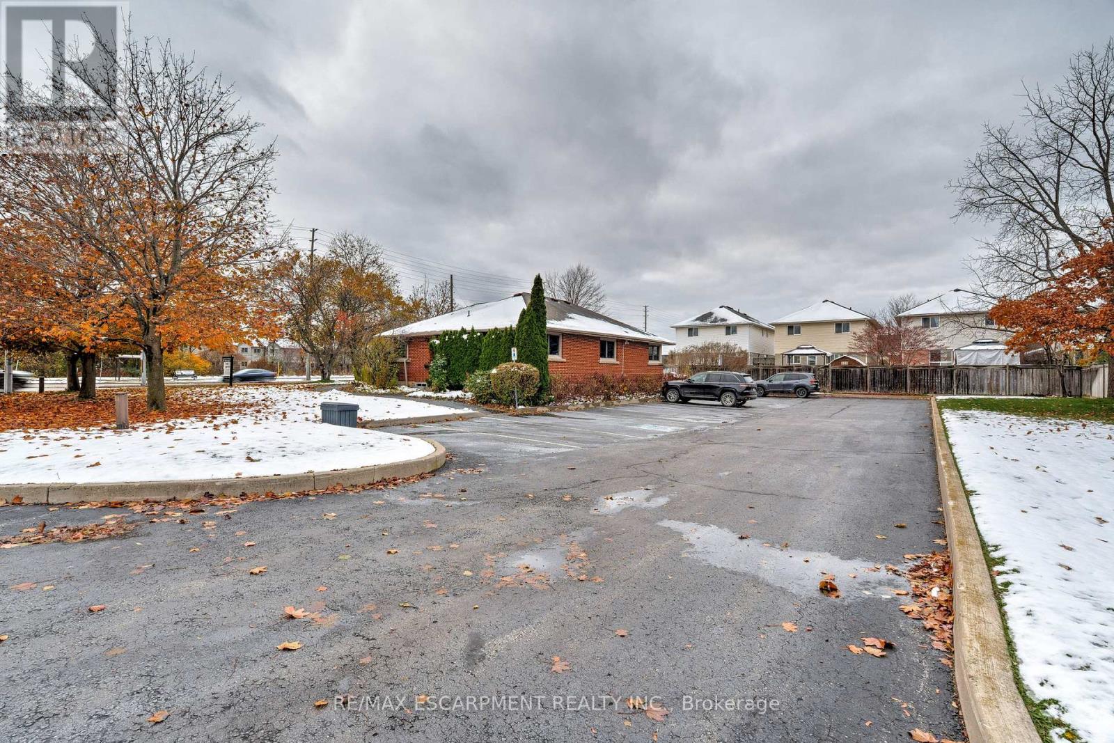 2409 Walker's Line, Burlington, Ontario  L7M 4K1 - Photo 15 - W12571806