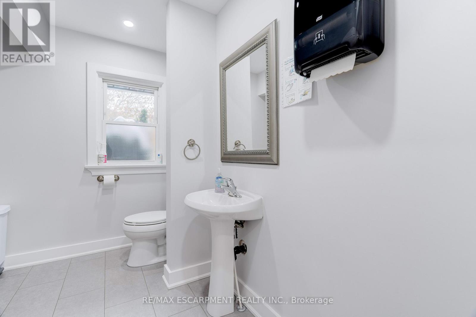 2409 Walker's Line, Burlington, Ontario  L7M 4K1 - Photo 27 - W12571806