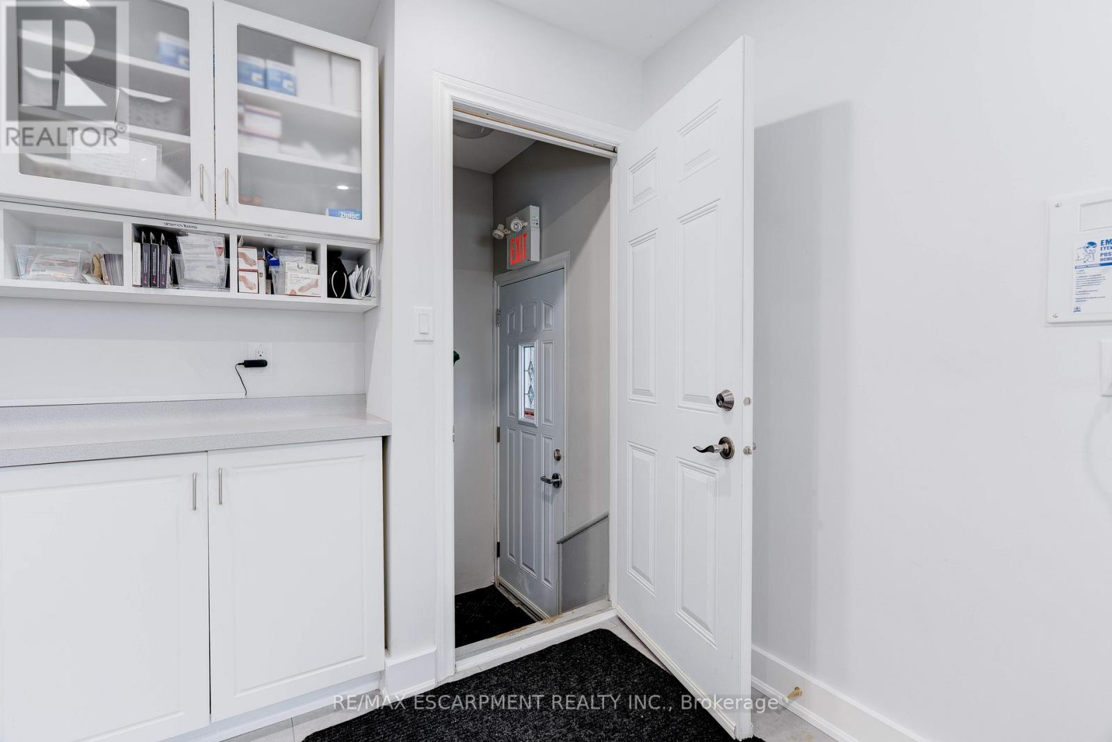 2409 Walker's Line, Burlington, Ontario  L7M 4K1 - Photo 30 - W12571806