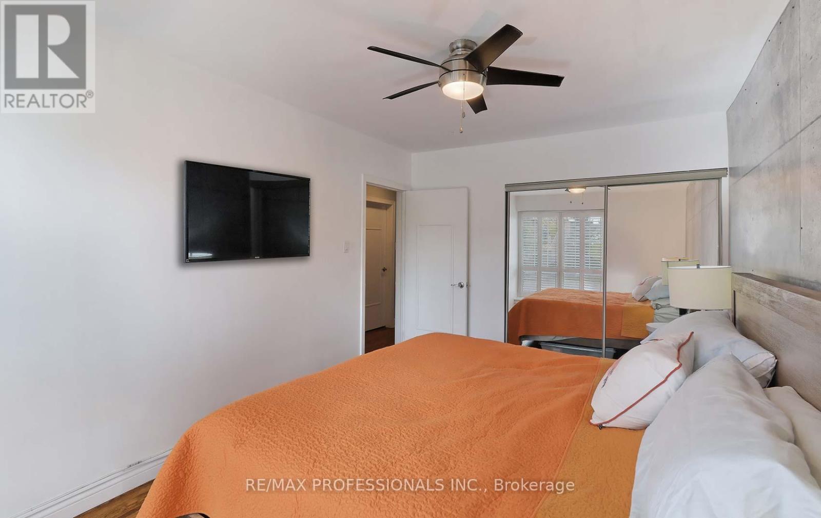 3 Eriksdale Road, Toronto, Ontario  M9C 2B5 - Photo 14 - W12571808