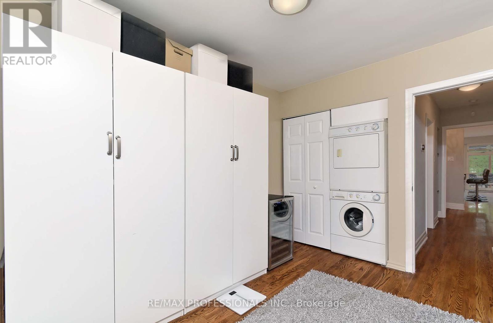 3 Eriksdale Road, Toronto, Ontario  M9C 2B5 - Photo 17 - W12571808