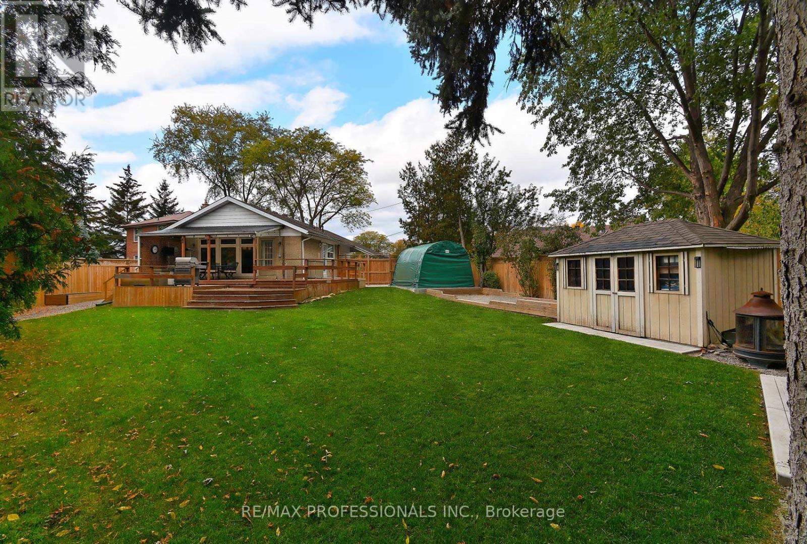 3 Eriksdale Road, Toronto, Ontario  M9C 2B5 - Photo 19 - W12571808