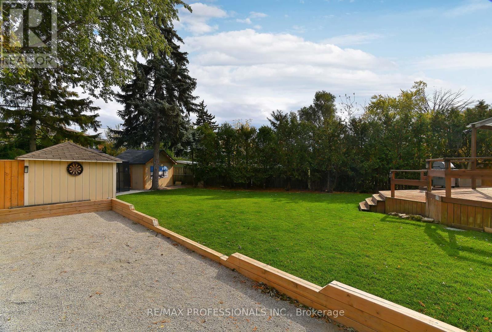 3 Eriksdale Road, Toronto, Ontario  M9C 2B5 - Photo 20 - W12571808