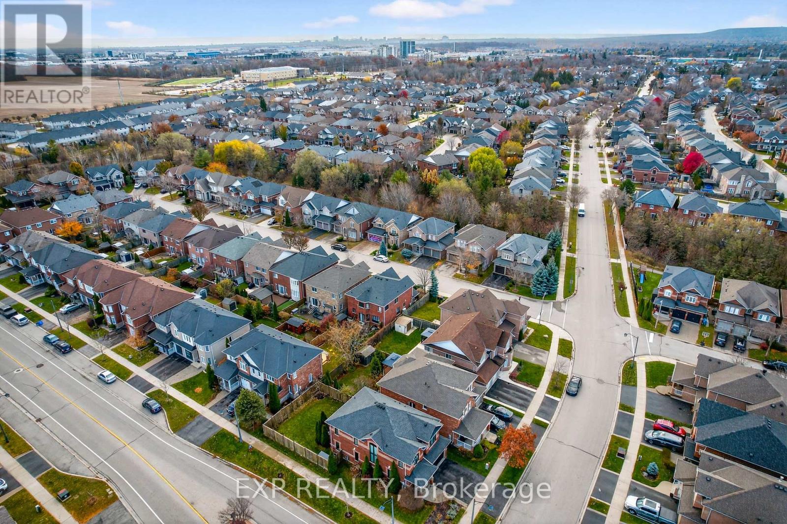 5612 Blue Spruce Avenue, Burlington, Ontario  L7L 7K2 - Photo 42 - W12571826