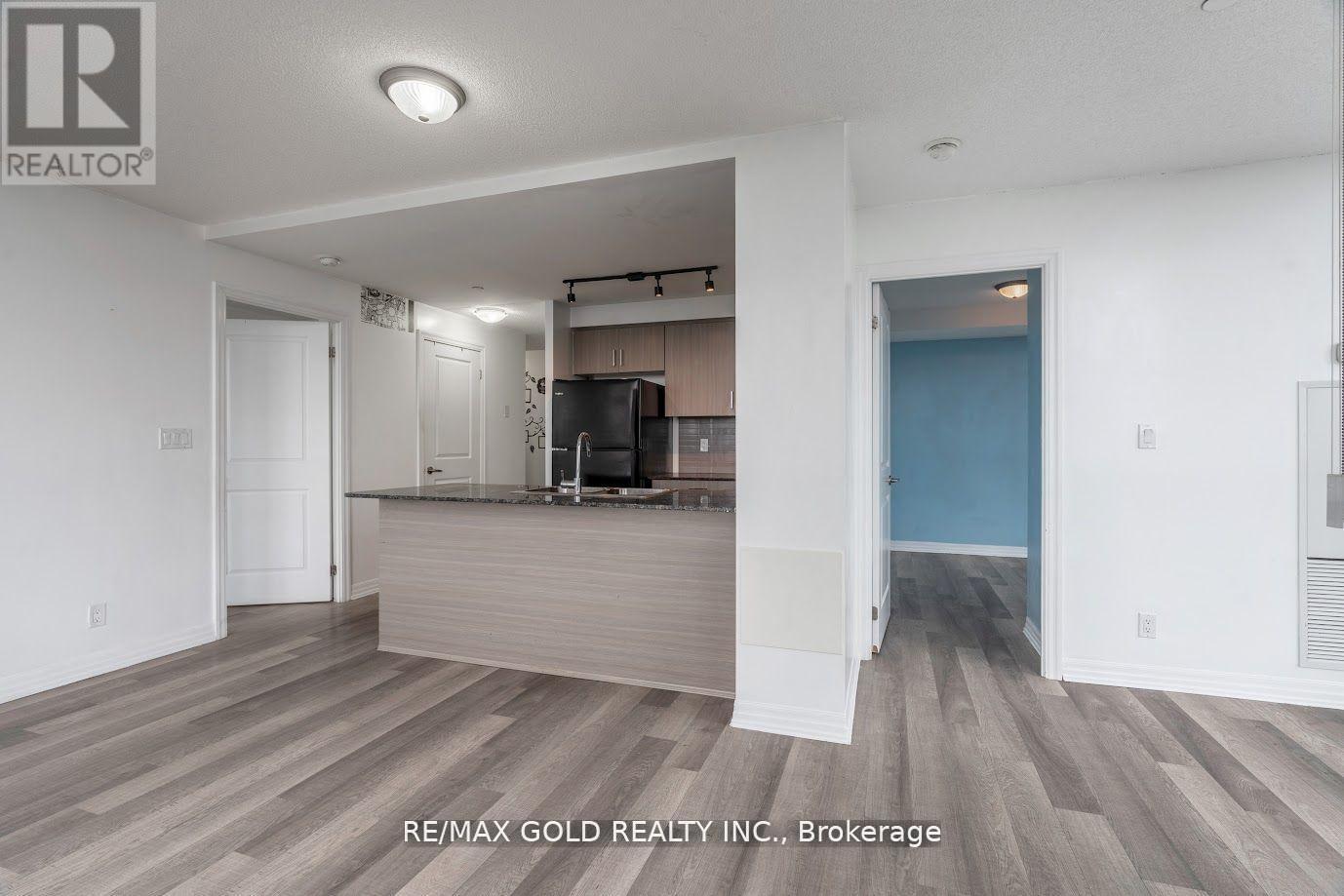 1105 - 80 Esther Lorrie Drive, Toronto, Ontario  M9W 0C6 - Photo 14 - W12571836