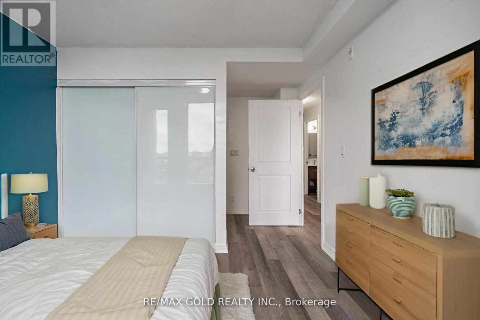 1105 - 80 Esther Lorrie Drive, Toronto, Ontario  M9W 0C6 - Photo 16 - W12571836