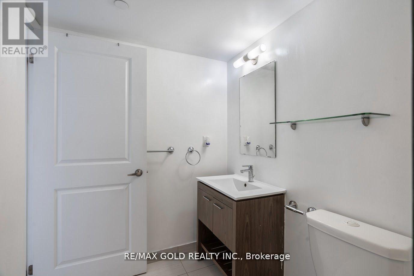 1105 - 80 Esther Lorrie Drive, Toronto, Ontario  M9W 0C6 - Photo 18 - W12571836