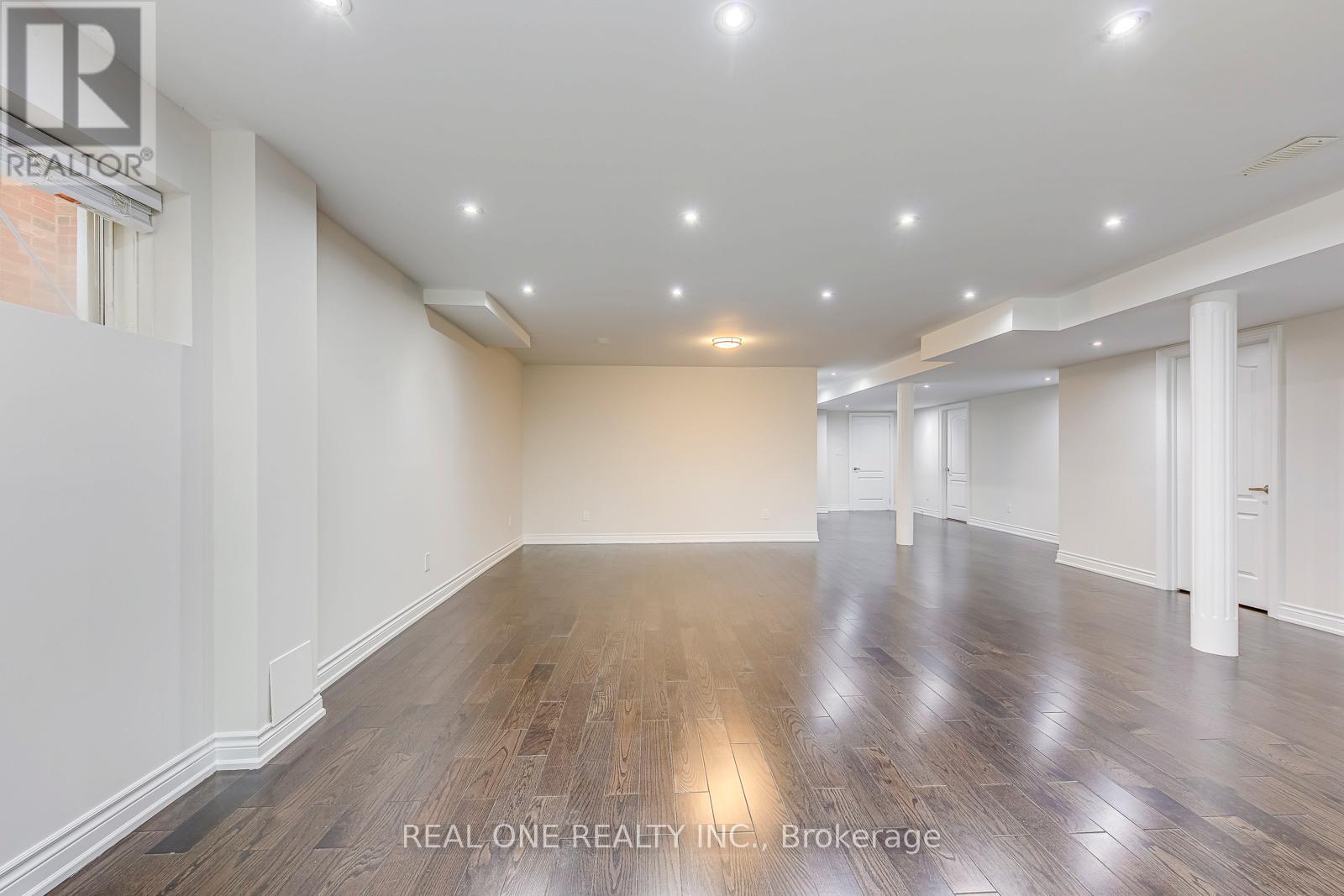 1342 Kestell Boulevard, Oakville, Ontario  L6H 0C8 - Photo 40 - W12571882