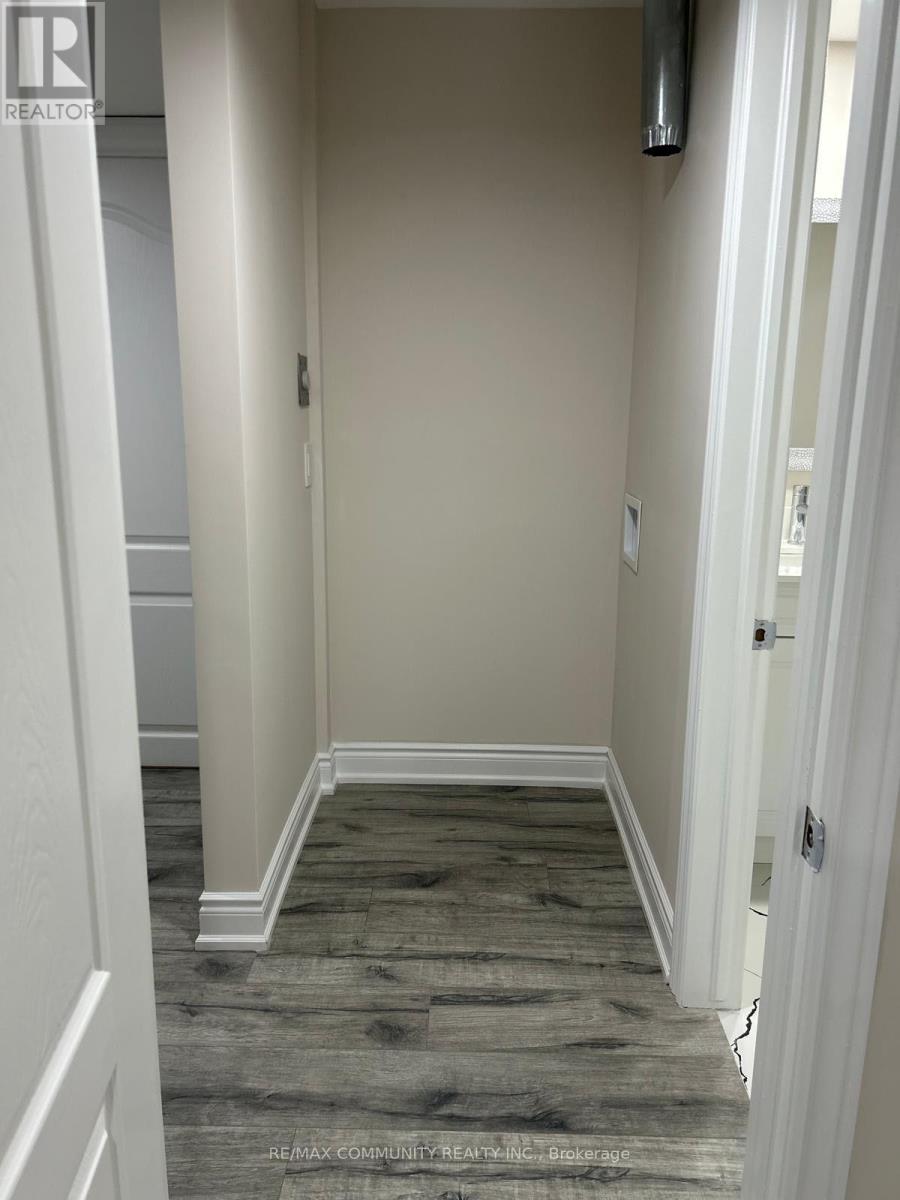 65 Summitgreen Crescent, Brampton, Ontario  L6R 0T5 - Photo 8 - W12571892