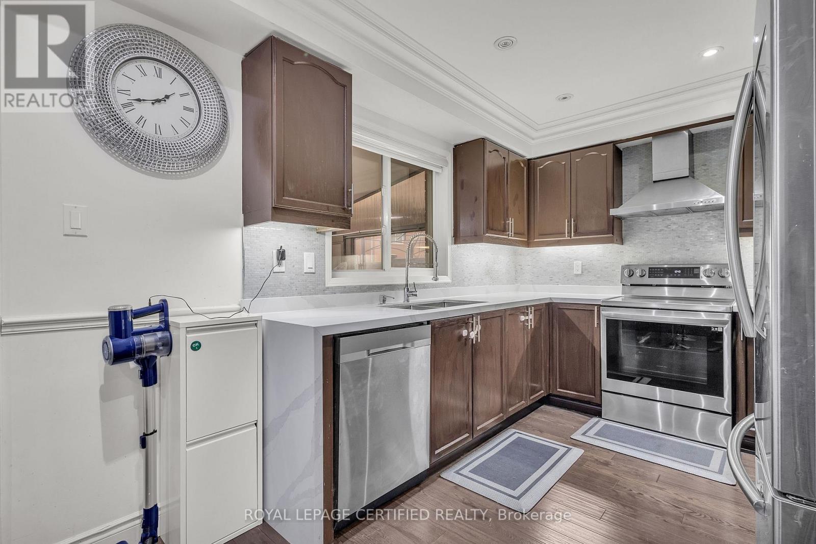 21 Dunure Crescent, Brampton, Ontario  L7A 2Y5 - Photo 15 - W12571938