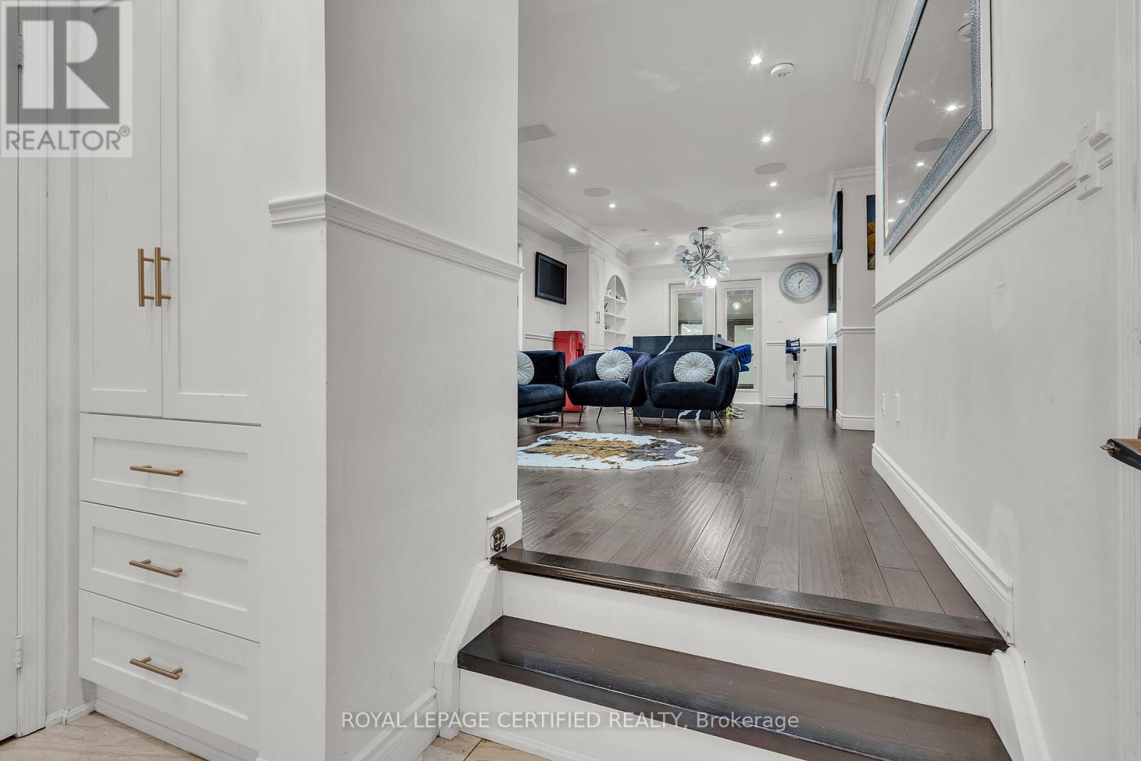 21 Dunure Crescent, Brampton, Ontario  L7A 2Y5 - Photo 8 - W12571938