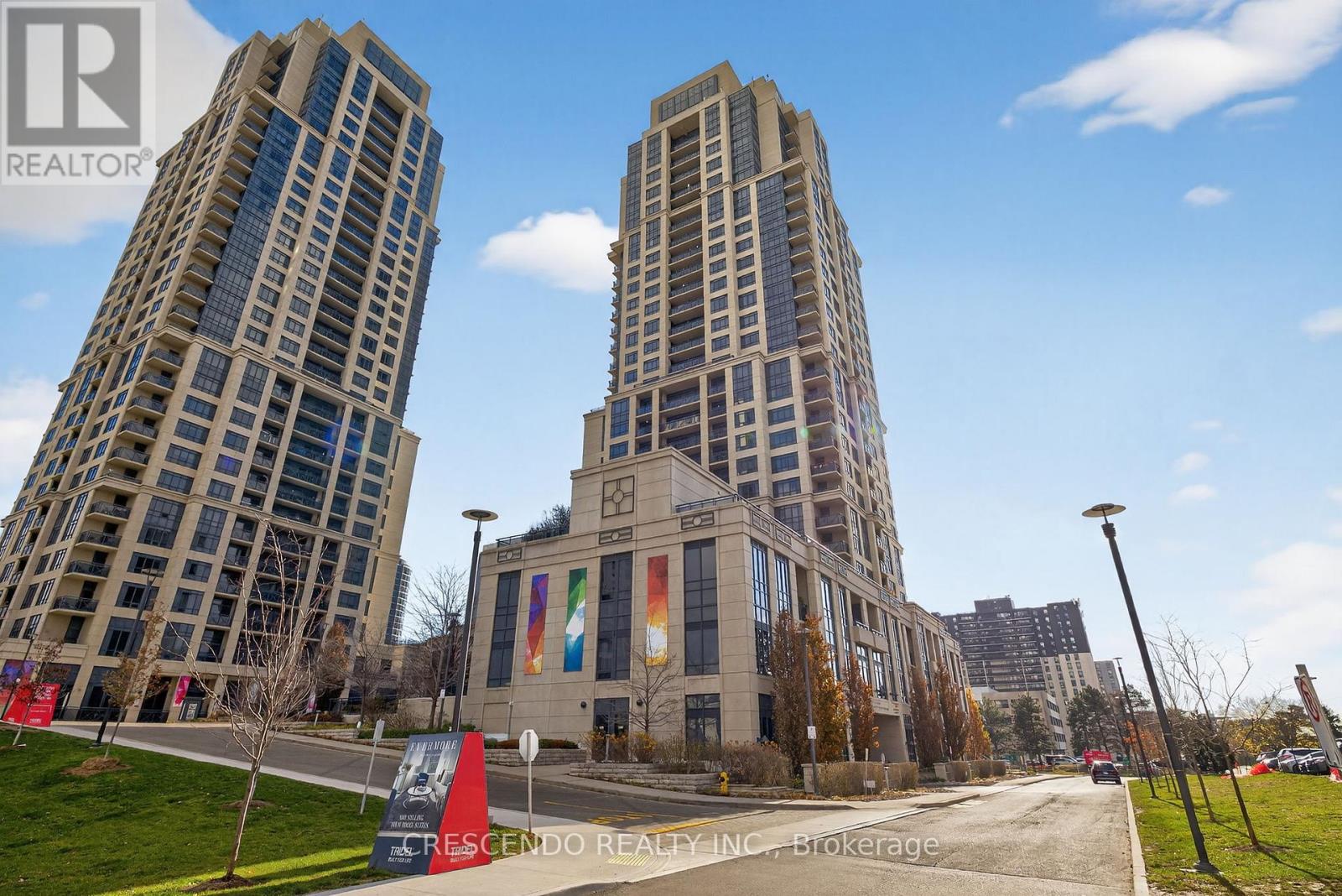 105 - 6 Eva Road, Toronto, Ontario  M9C 0B1 - Photo 4 - W12571954