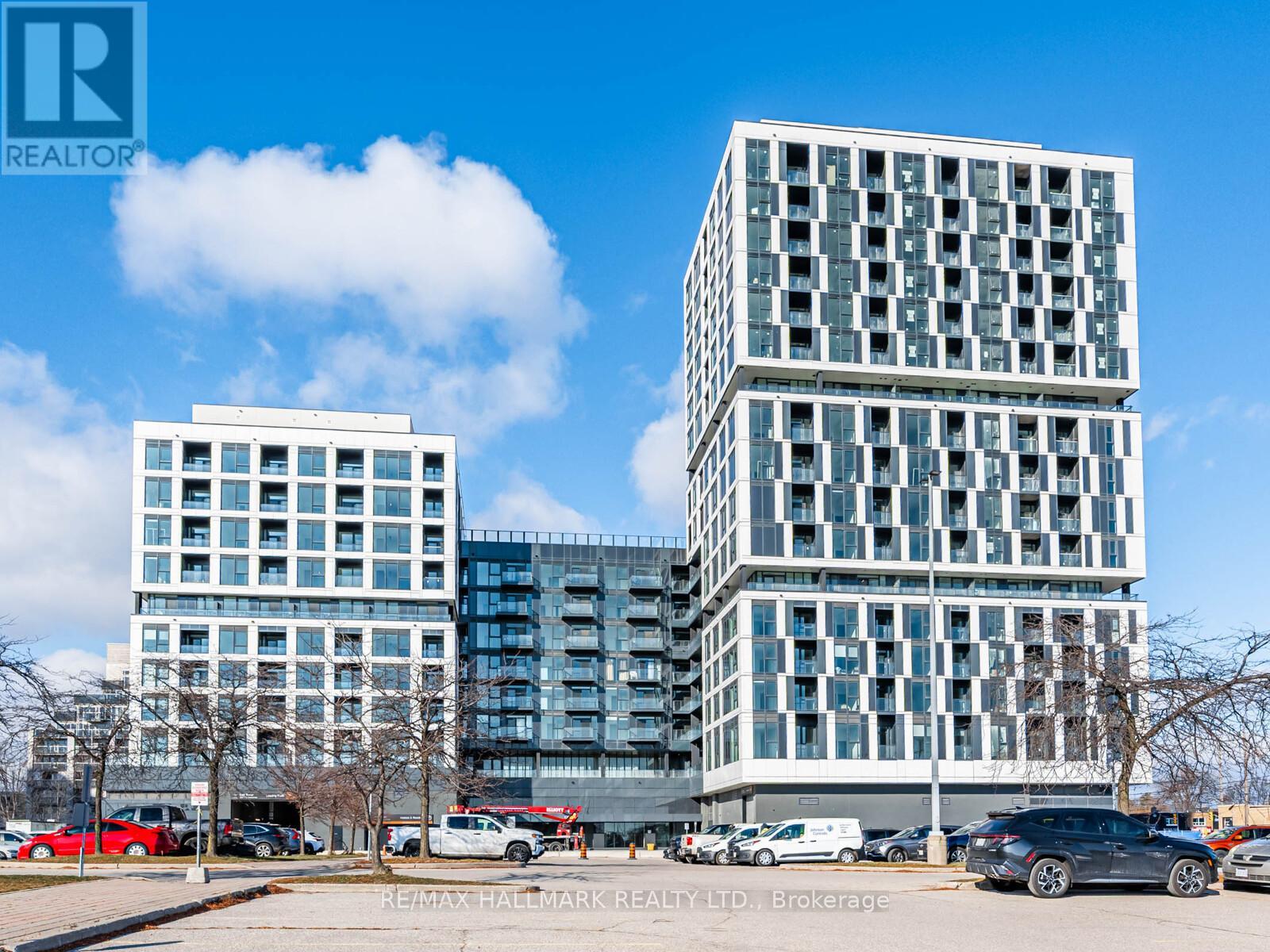 324 - 1007 THE QUEENSWAY, Toronto, Ontario