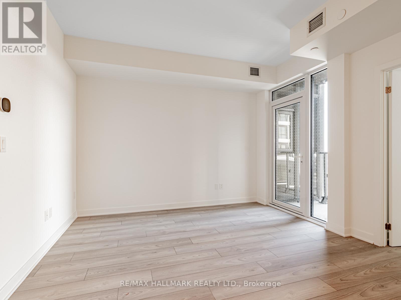 324 - 1007 The Queensway, Toronto, Ontario  M8Z 0H4 - Photo 5 - W12571970